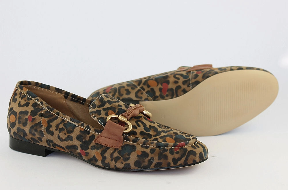 'Cara' in Animal Print Basket Loafers
