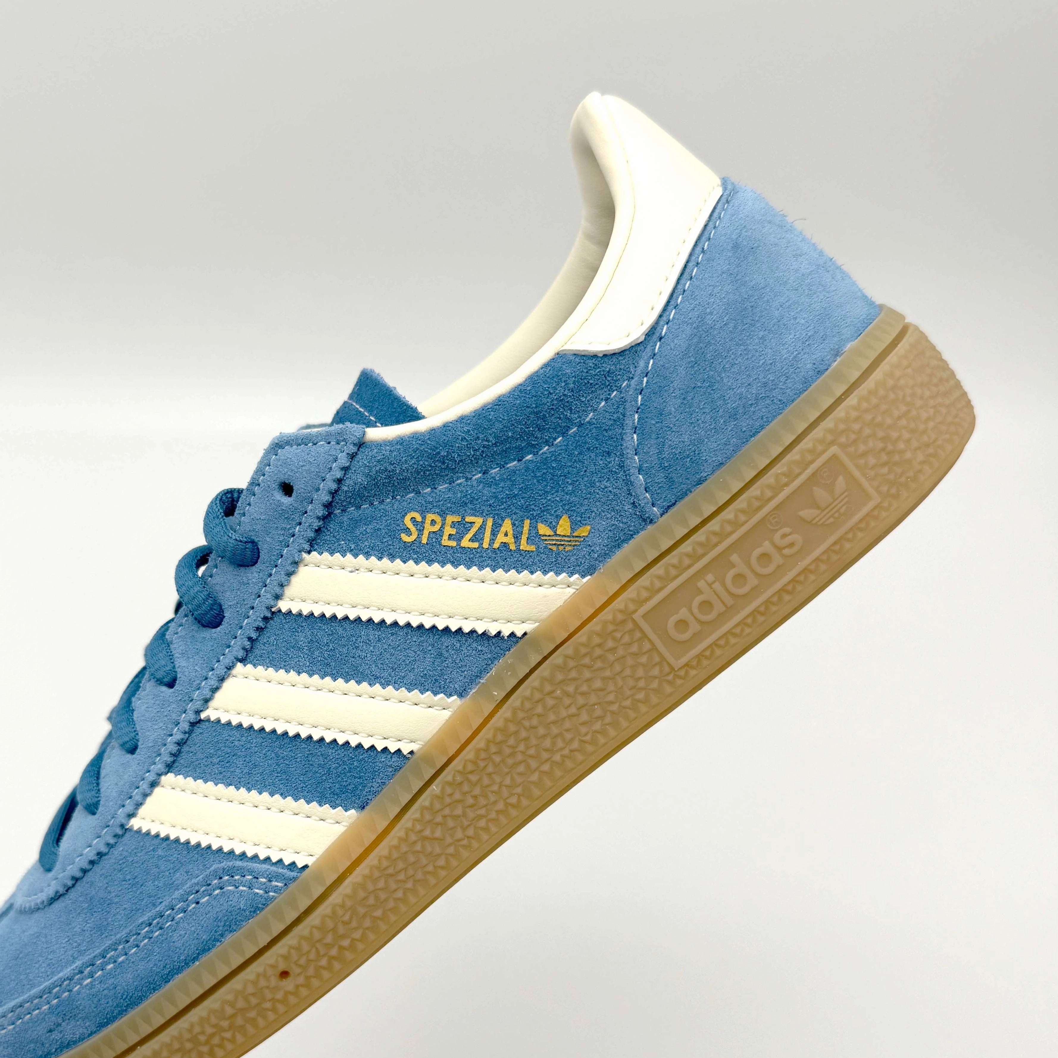 Anzug Mit Sneaker adidas Handball Spezial Core Blue Cream White