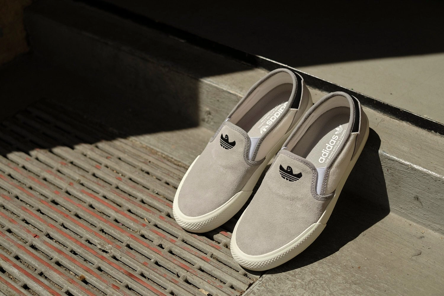 Adidas Shmoofoil Slip Unisex Skate Schuhe Otto Gabor Sneaker