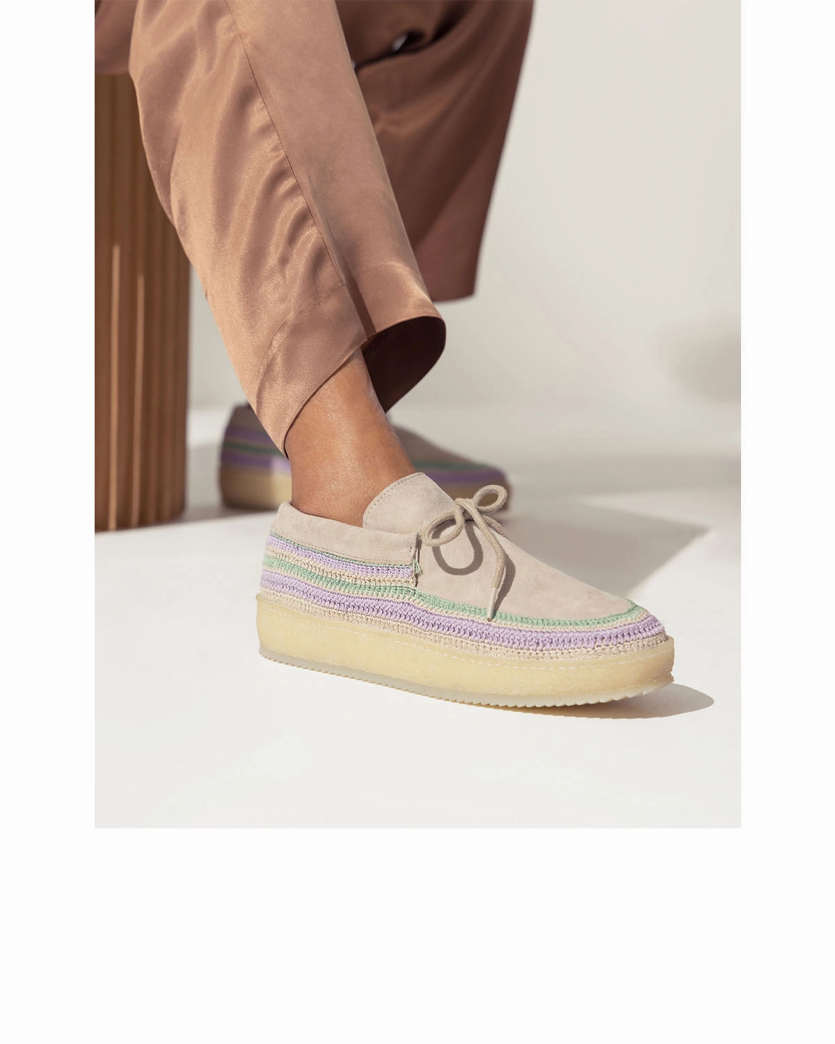 Lederschuhe Müffeln Laidback London Komo Crepe Sand Suede Lilac