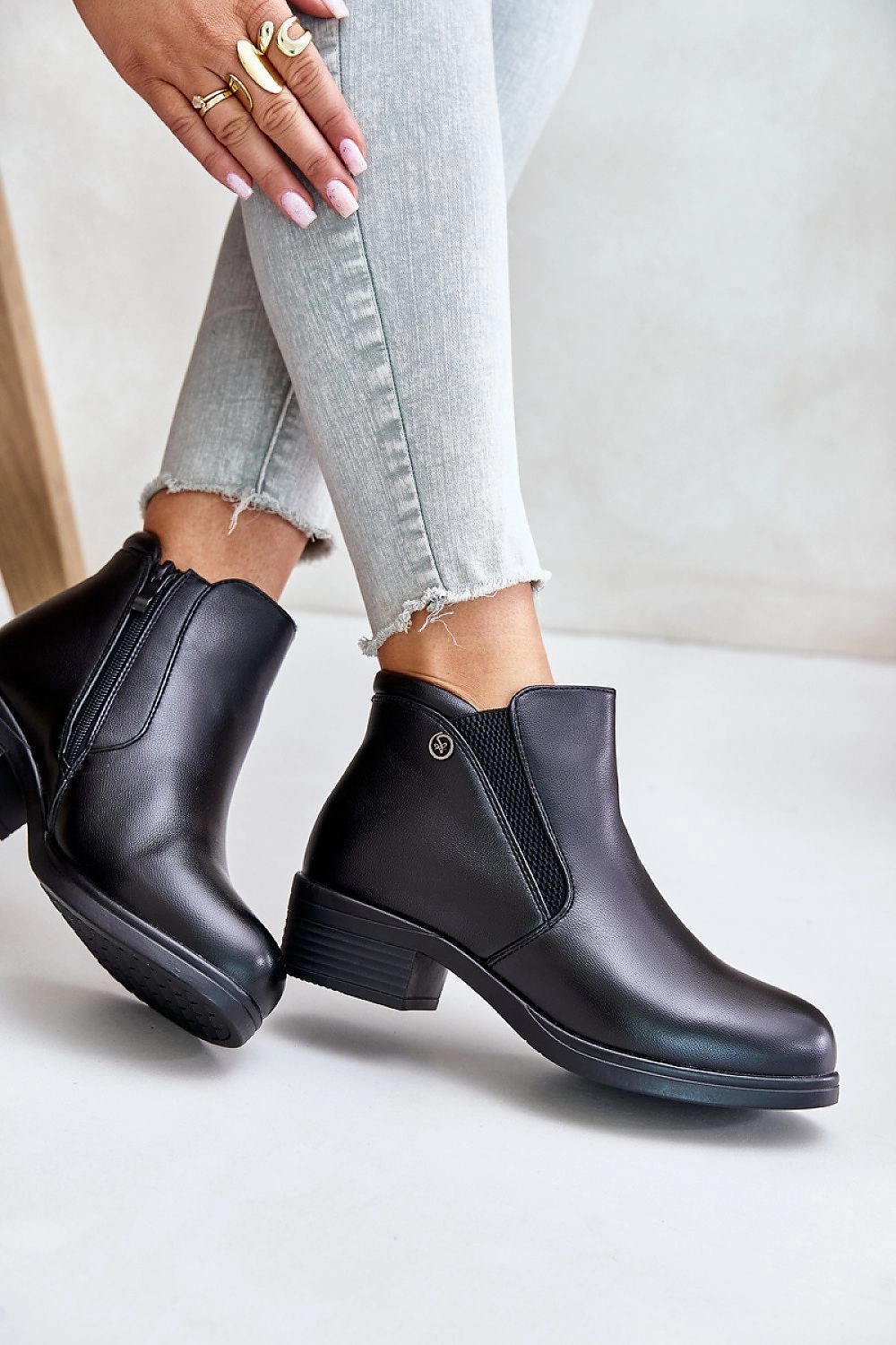 Brunello Chelsea Boots Heel boots model 201683 Step in style