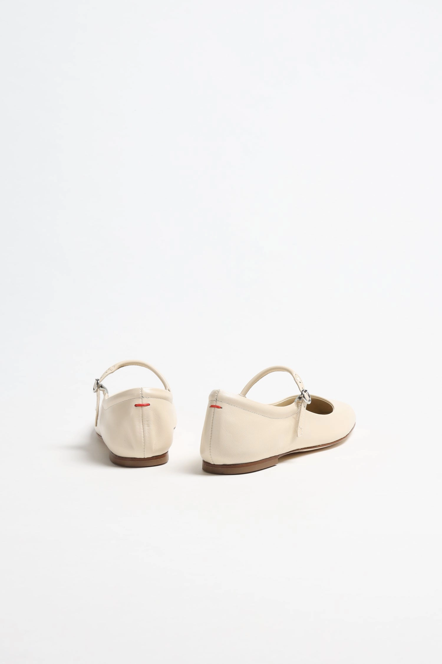 Ballerinas Uma in Creamy Penny Loafers Meaning