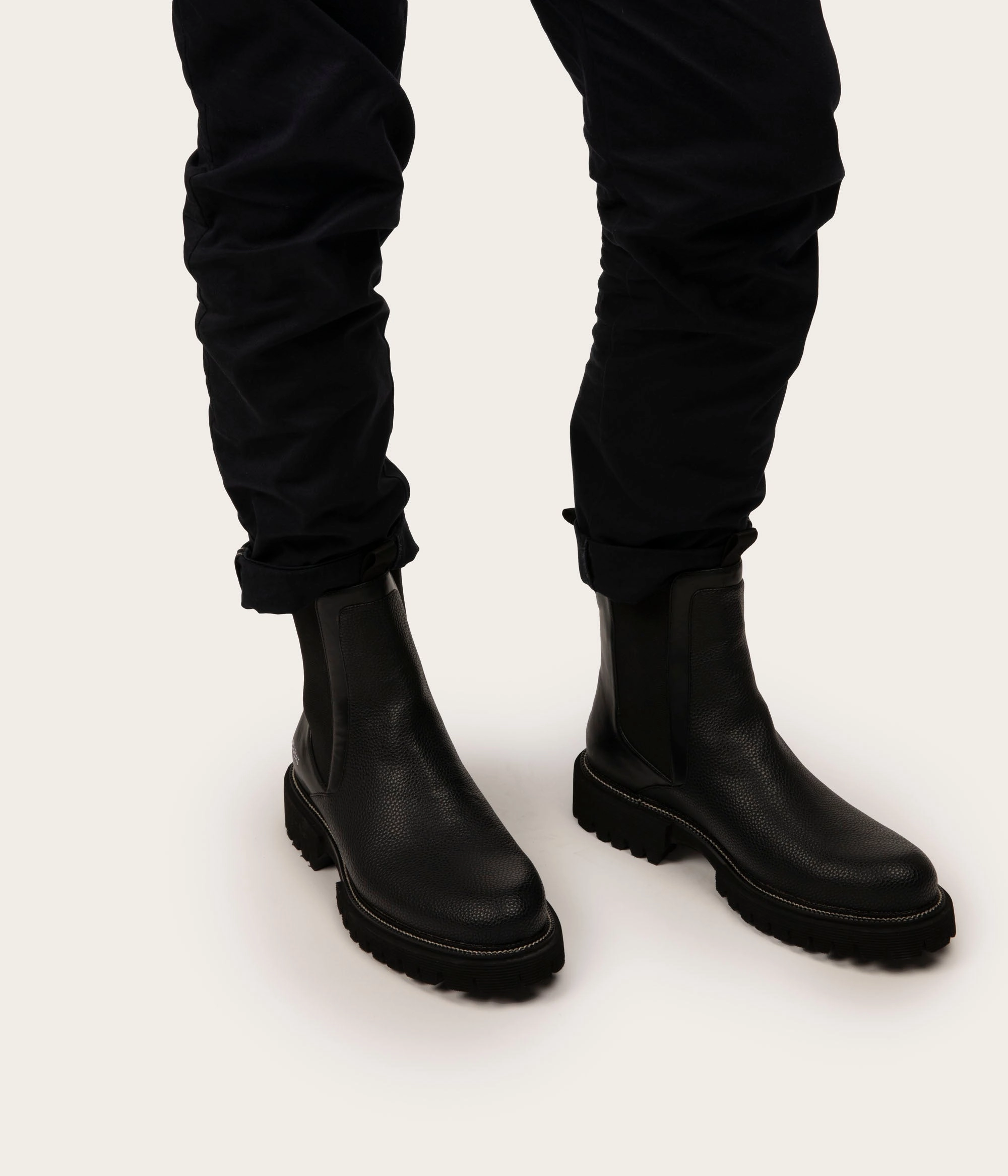 ARLO Men's Vegan Chelsea Boots Best Chelsea Boot