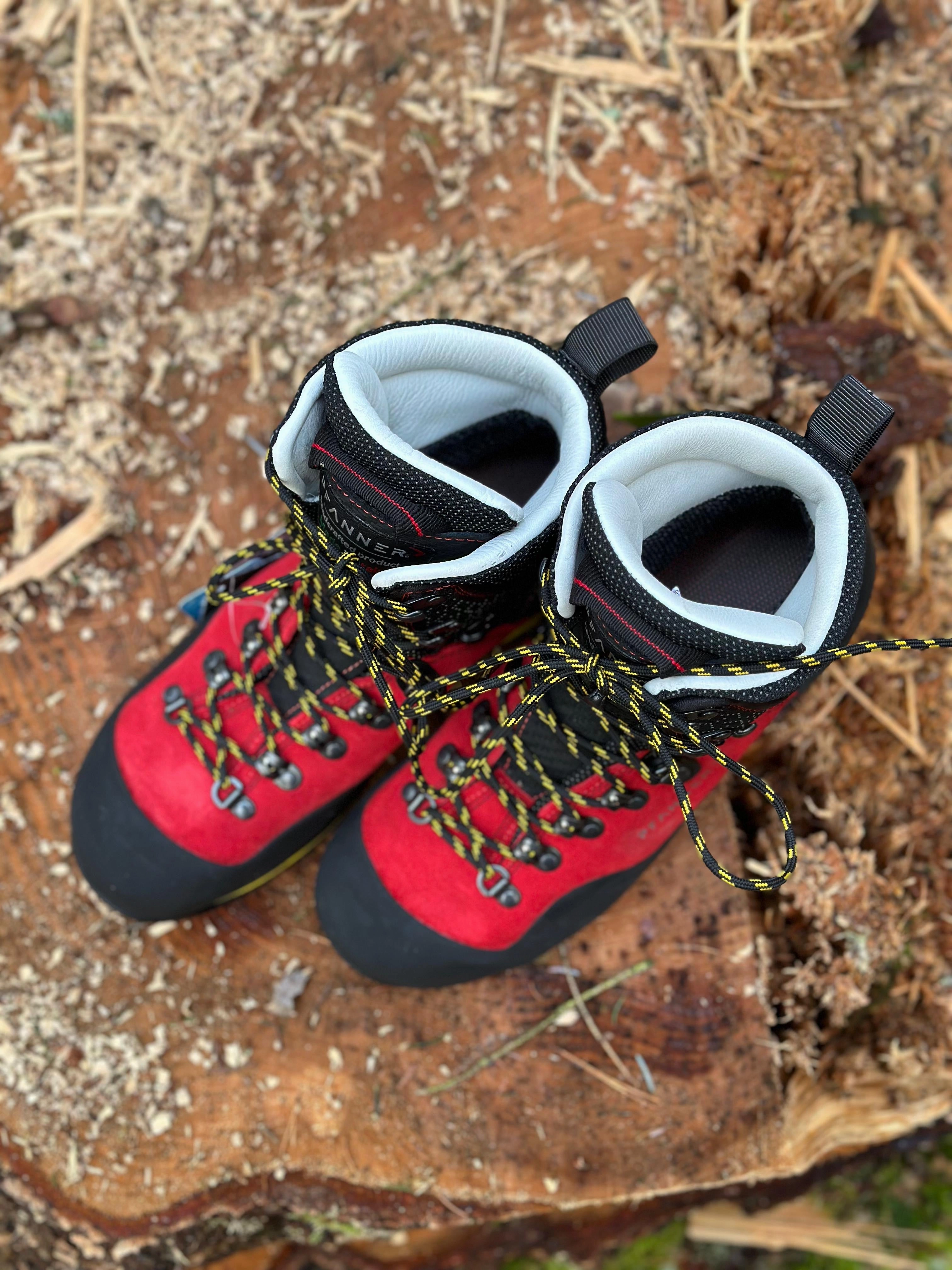 Bernina Safety S3 Wanderschuhe Und Rucksack