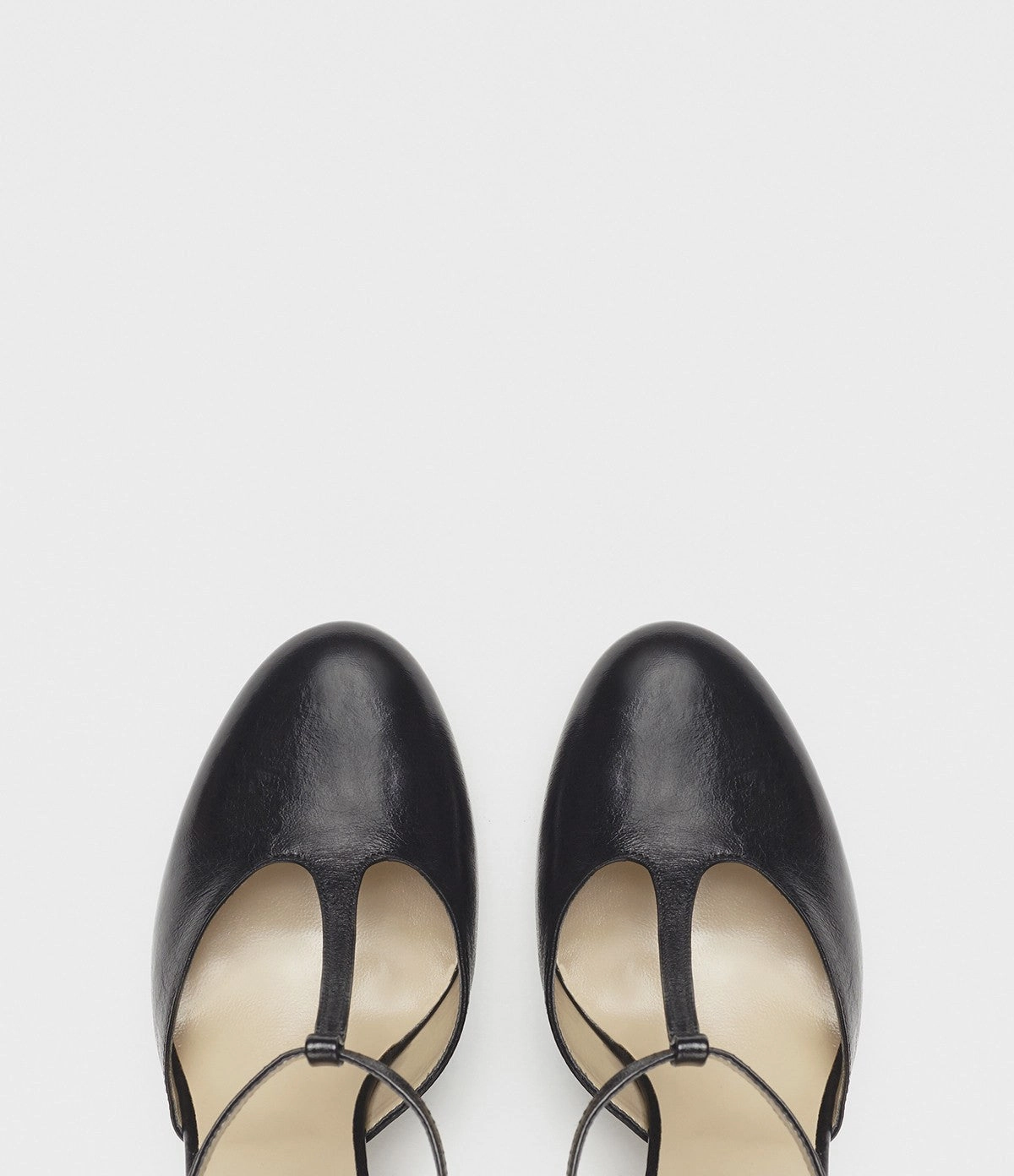 T-Strap Pumps Bonnie schwarz High Heels Summer