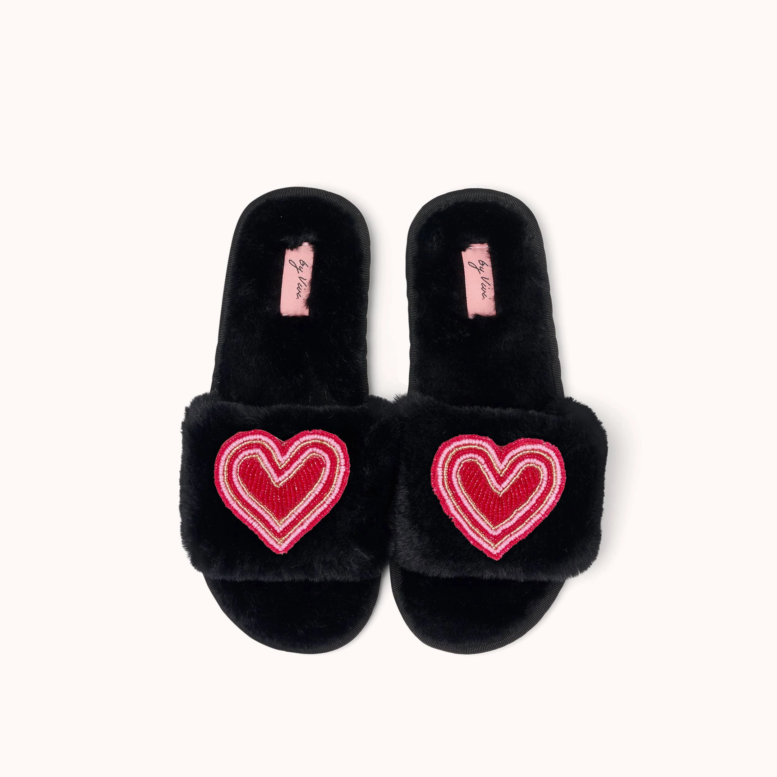 Pantoffeln Plastik Brosche: Rotes Herz