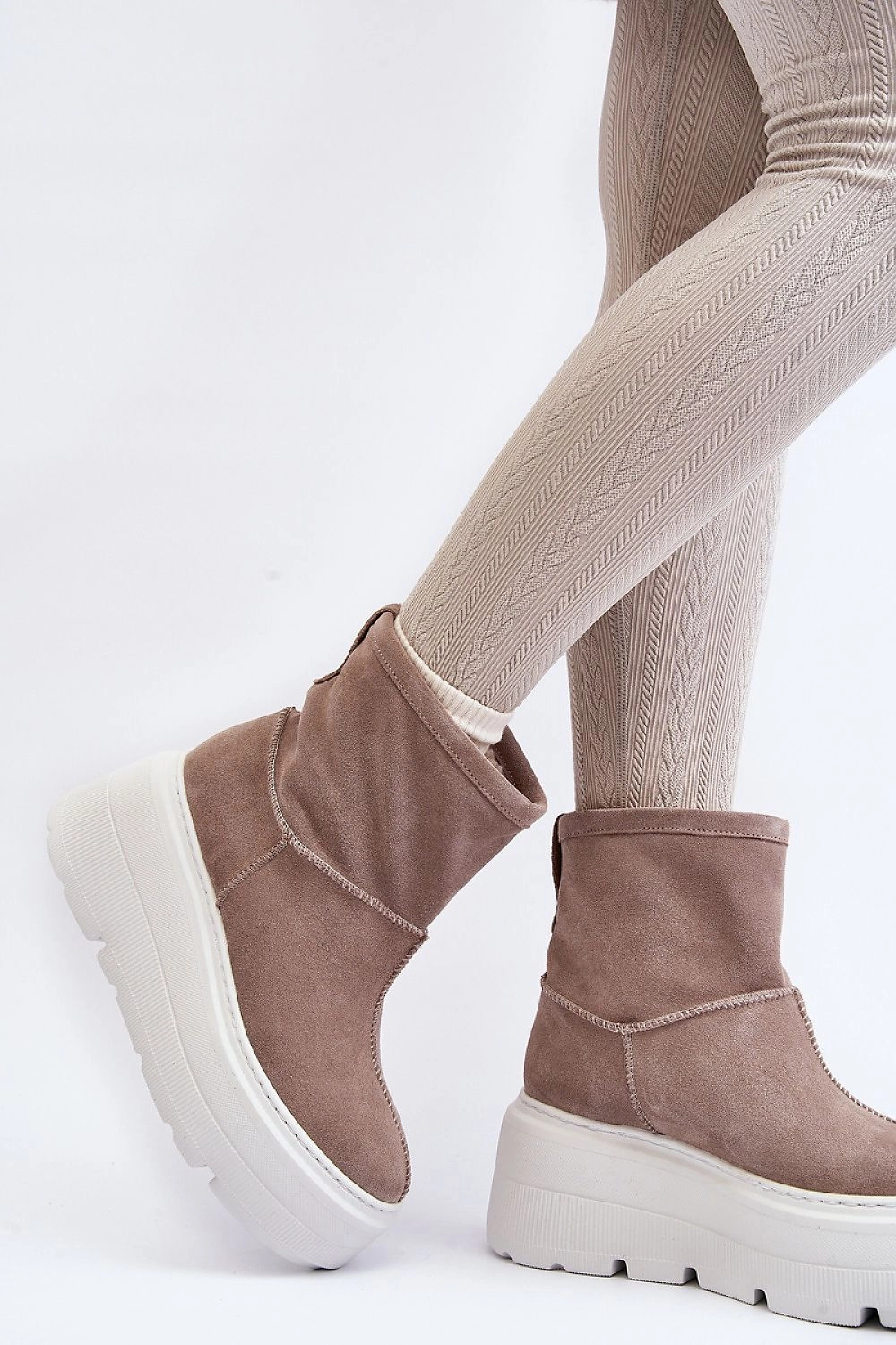 Veloursleder Stiefel Mit Absatz Buskin boots model 191190 Step in style