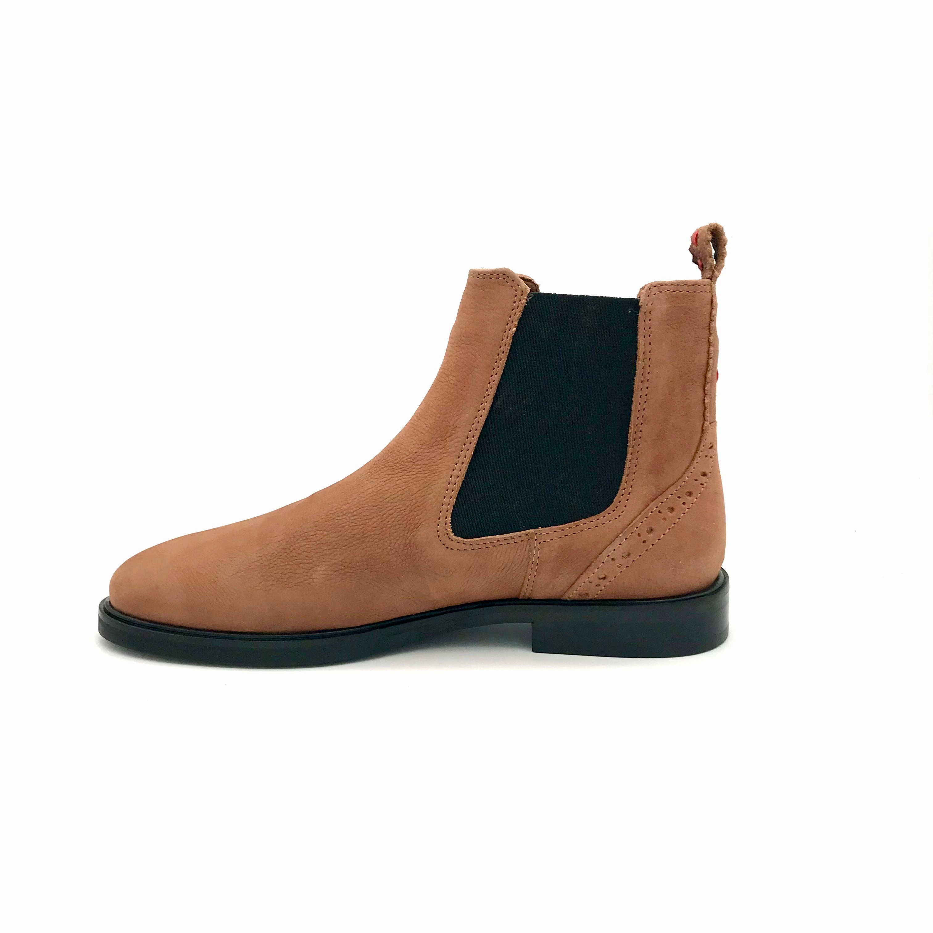 The Schuh Effekt Boots Stiefeletten Chealsea Cognac "Anna" Outfit With Chelsea Boots