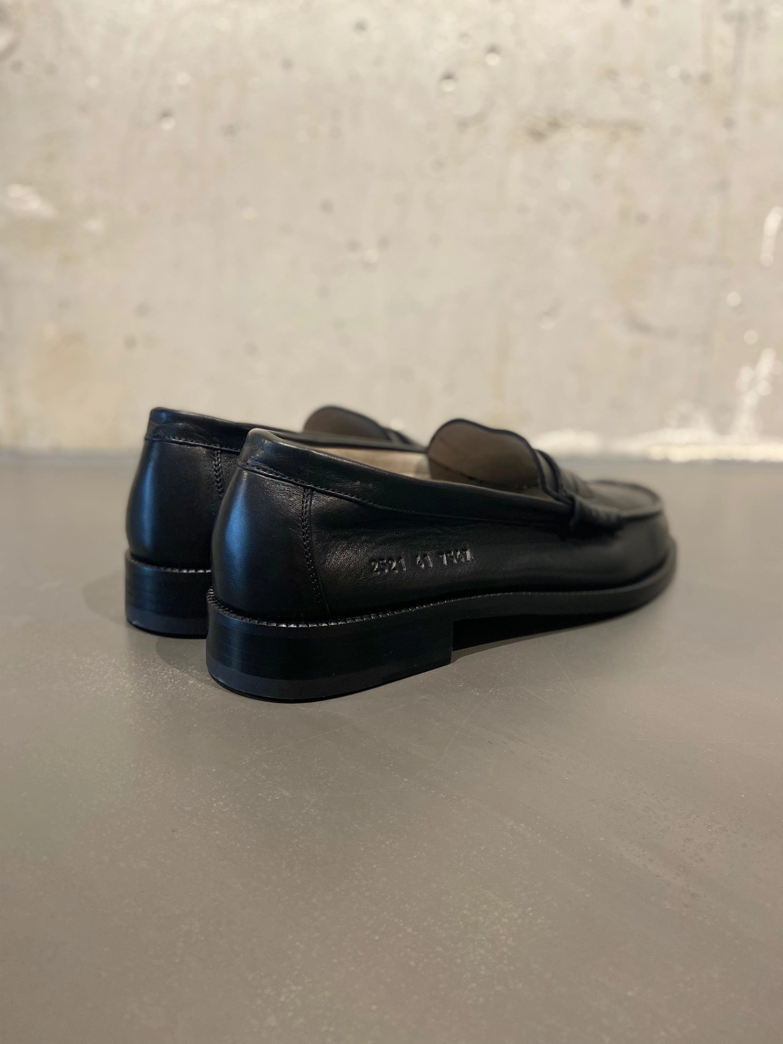 Loafers Liu Jo COMMON PROJECTS 2521 SOFT LOAFER BLACK
