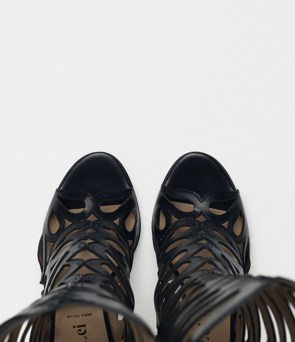 Bbw Stiefel Cut Out Stiefel Stefania schwarz