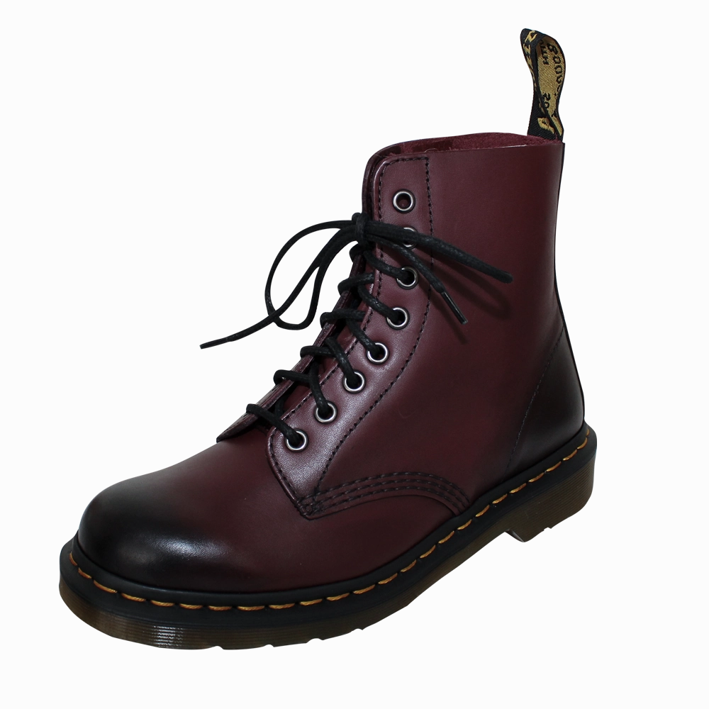 Dr. Martens "Pascal" Boot (8 Loch) (cherry red antique temperley) Wildleder Stiefel Kurz