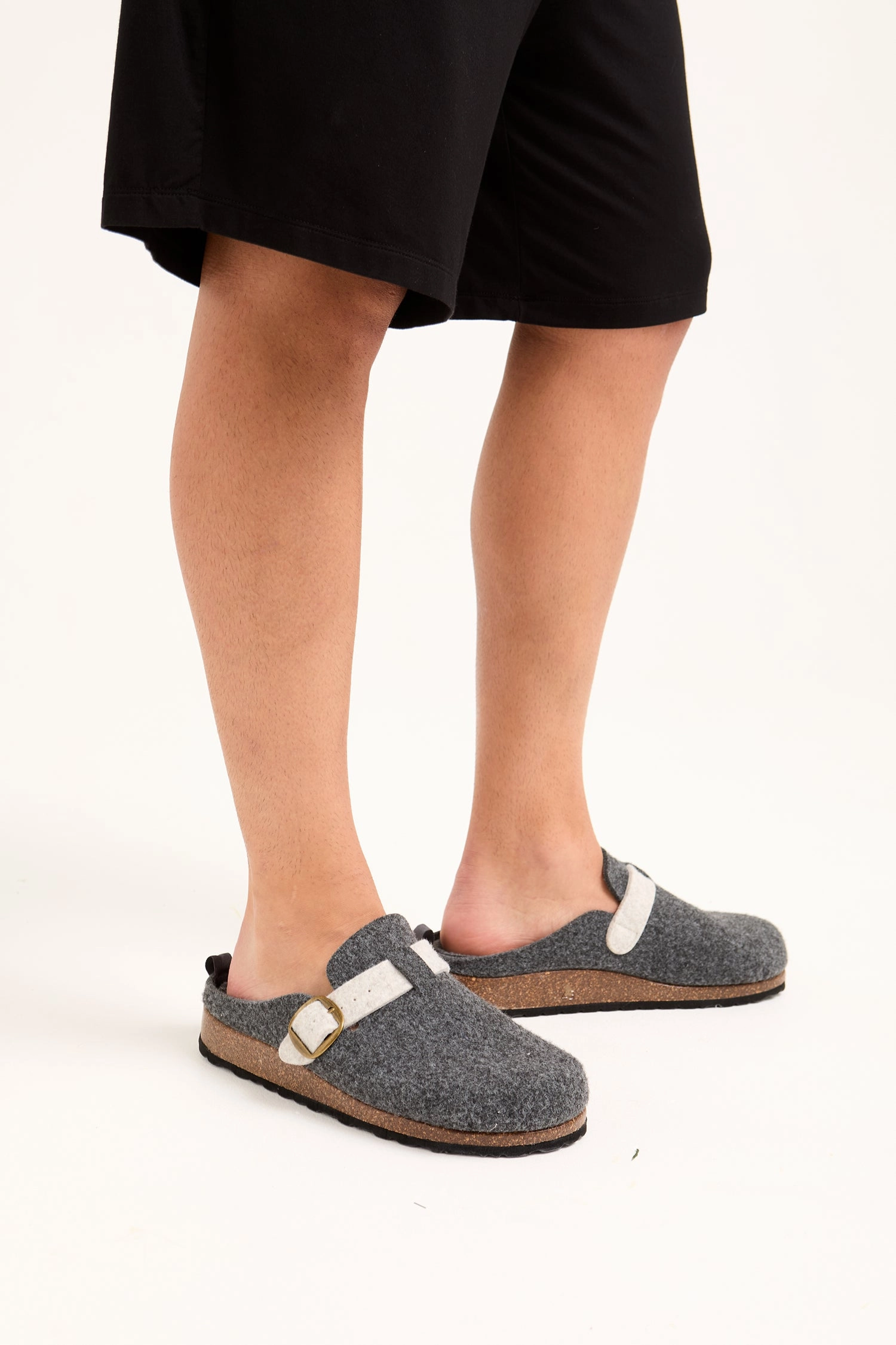 Mirapo Pantoffeln Mister You Jordan Mule Slippers in Charcoal