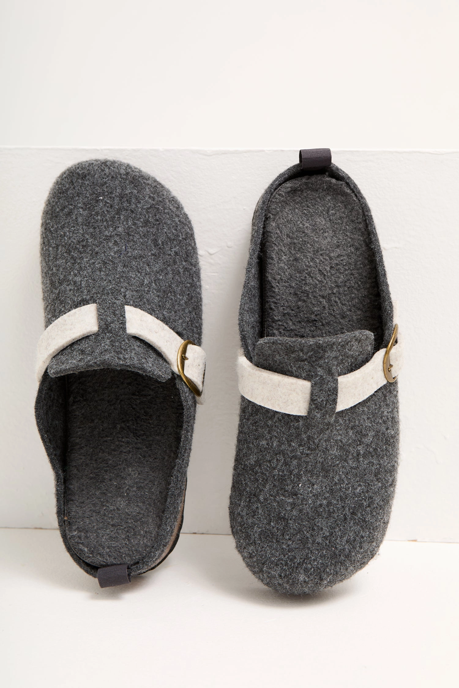 Pantoffeln Smiley Mister You Jordan Mule Slippers in Charcoal