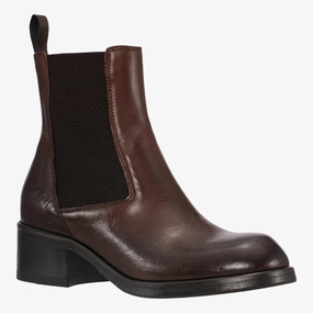 Ducanero #3078B Chunky Chelsea Boot Outfit