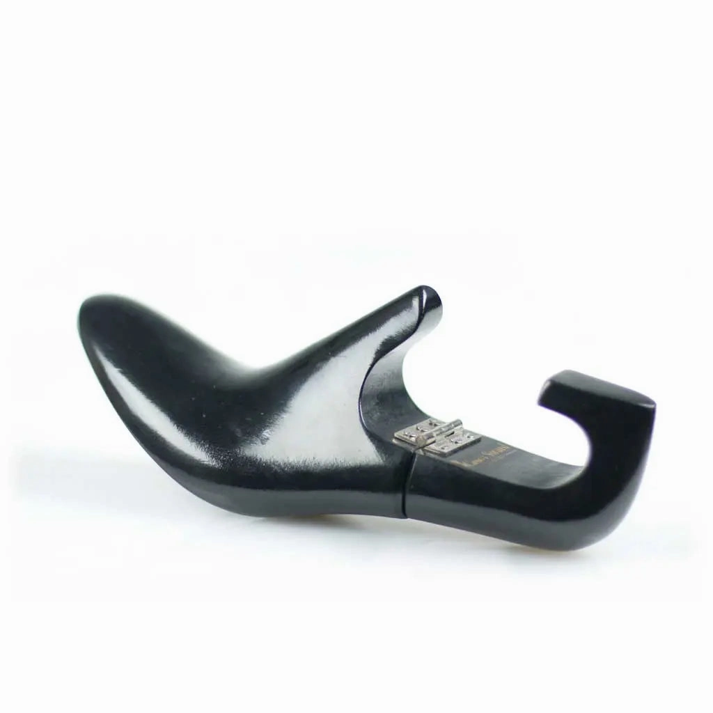 Cross Sword Shoe Tree High Heels Lange Beine