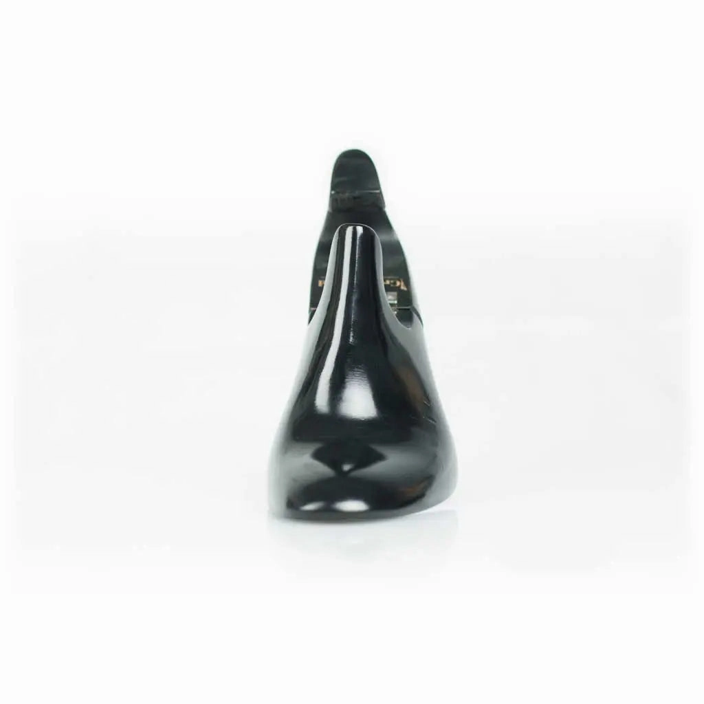 High Heels A Little Too Big Cross Sword Shoe Tree