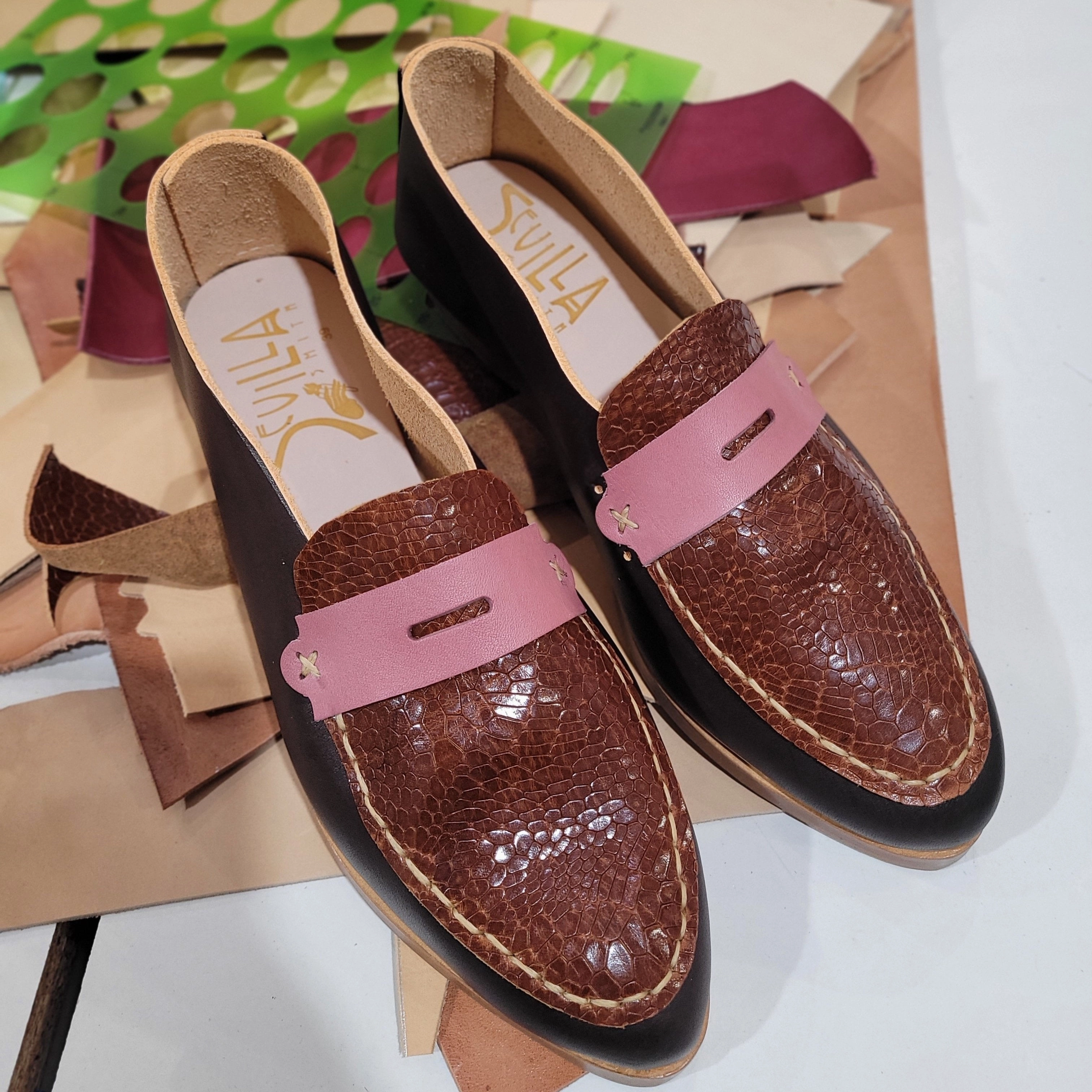 THE PENNY. BB TAMARIND.TAMARIND LAKE. NO MASK. BROWN THREAD 2CM Loafers Penton Bex