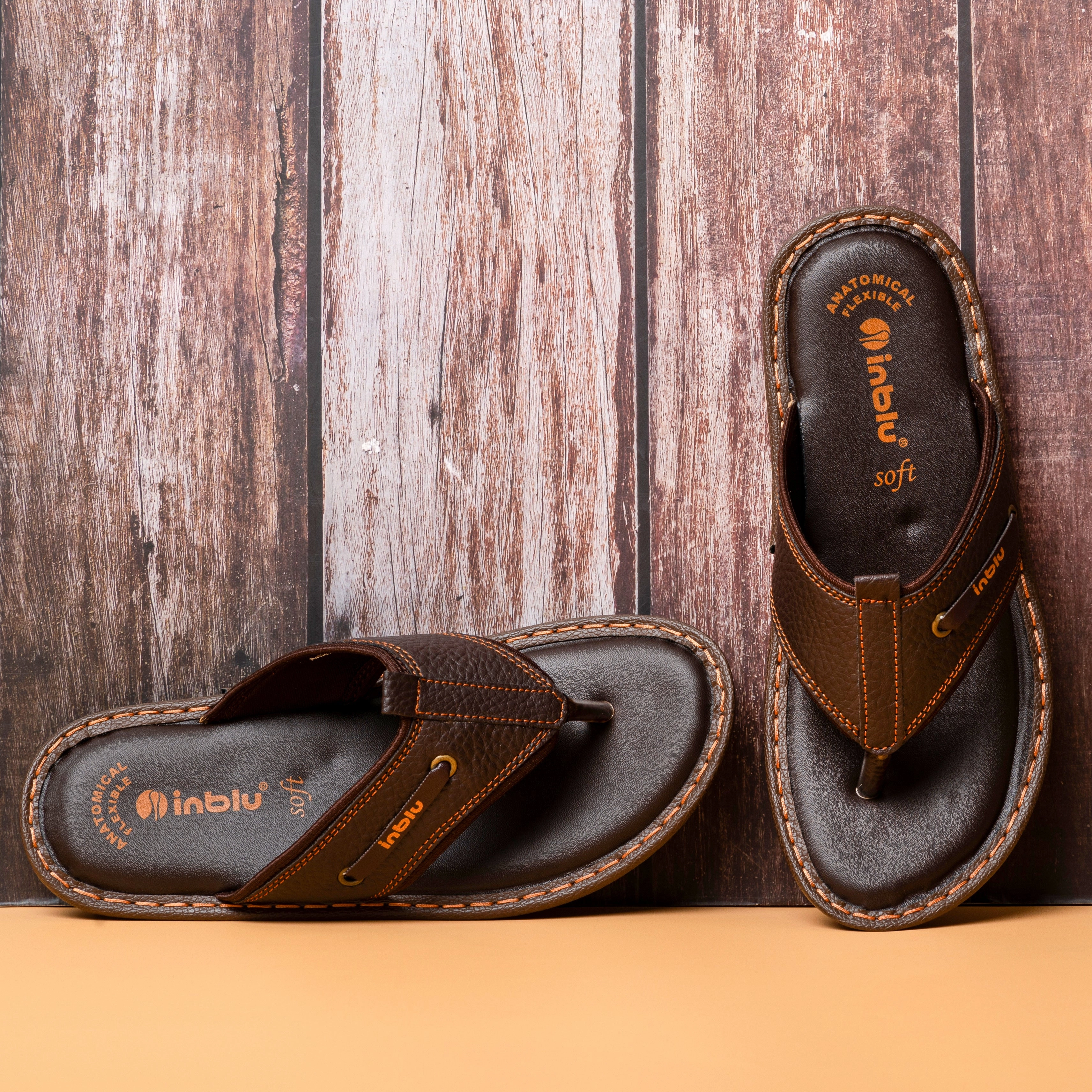 Inblu Men Brown Thong Style Flip-Flop with Textured Upper (AP75_BROWN) Pantoffeln Kunstfell