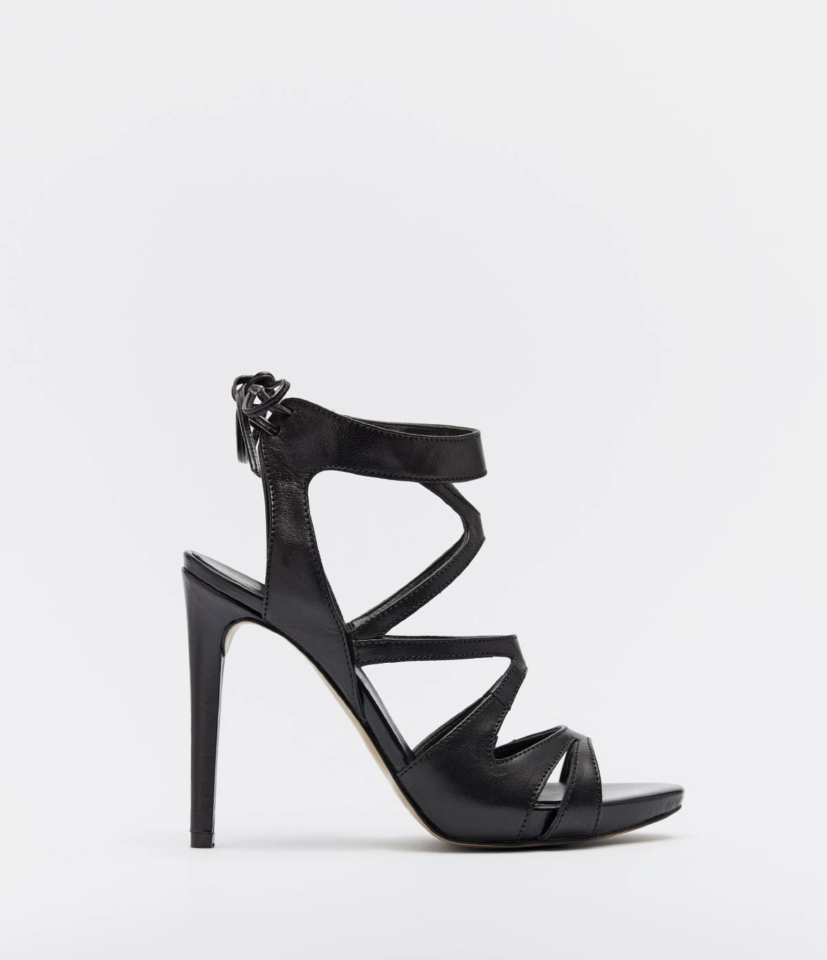 Party Outfit Mit High Heels Riemchen Sandalette Giorgia schwarz