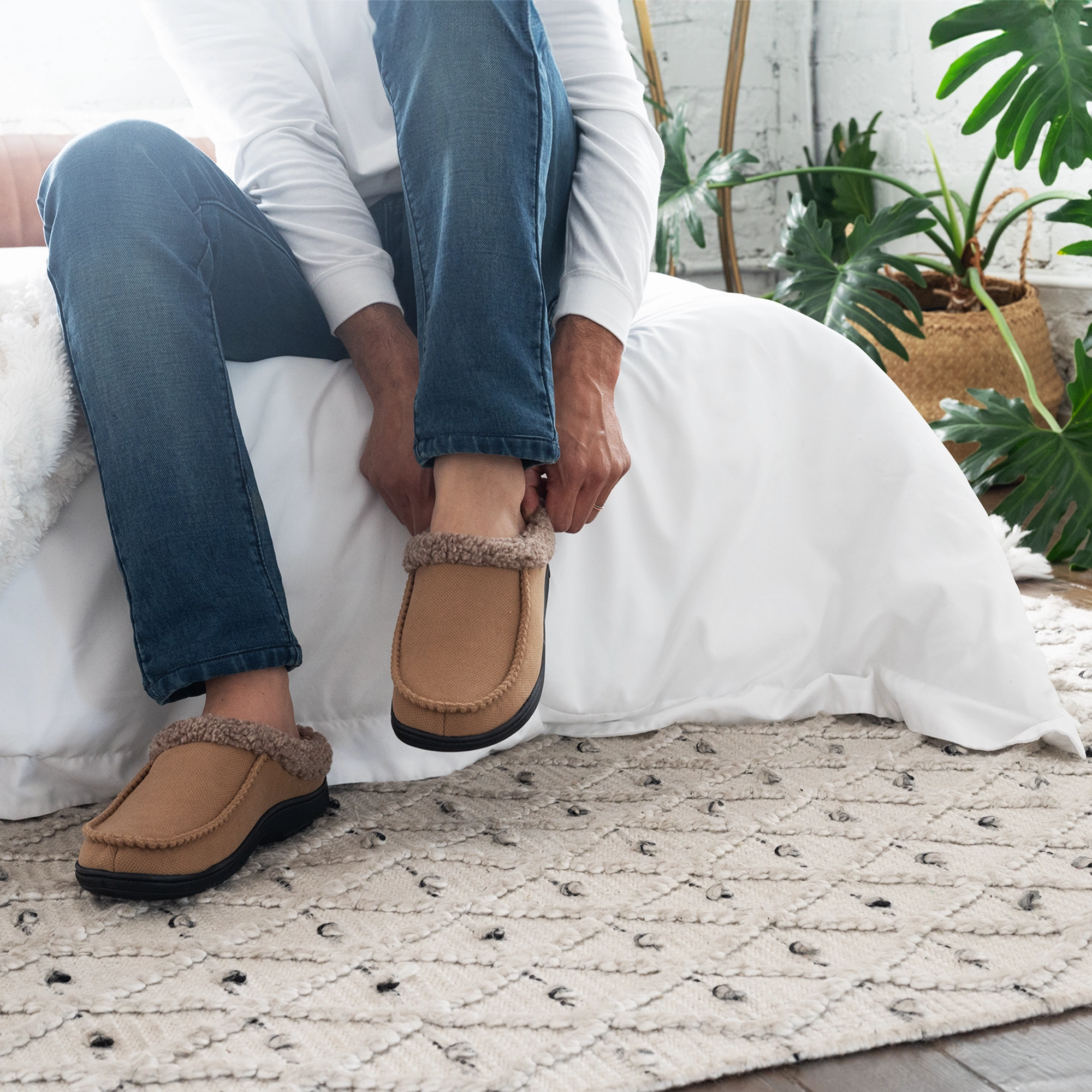 Men's Brushed Knit Lewis Clog Slipper Grace Kelly Loafers