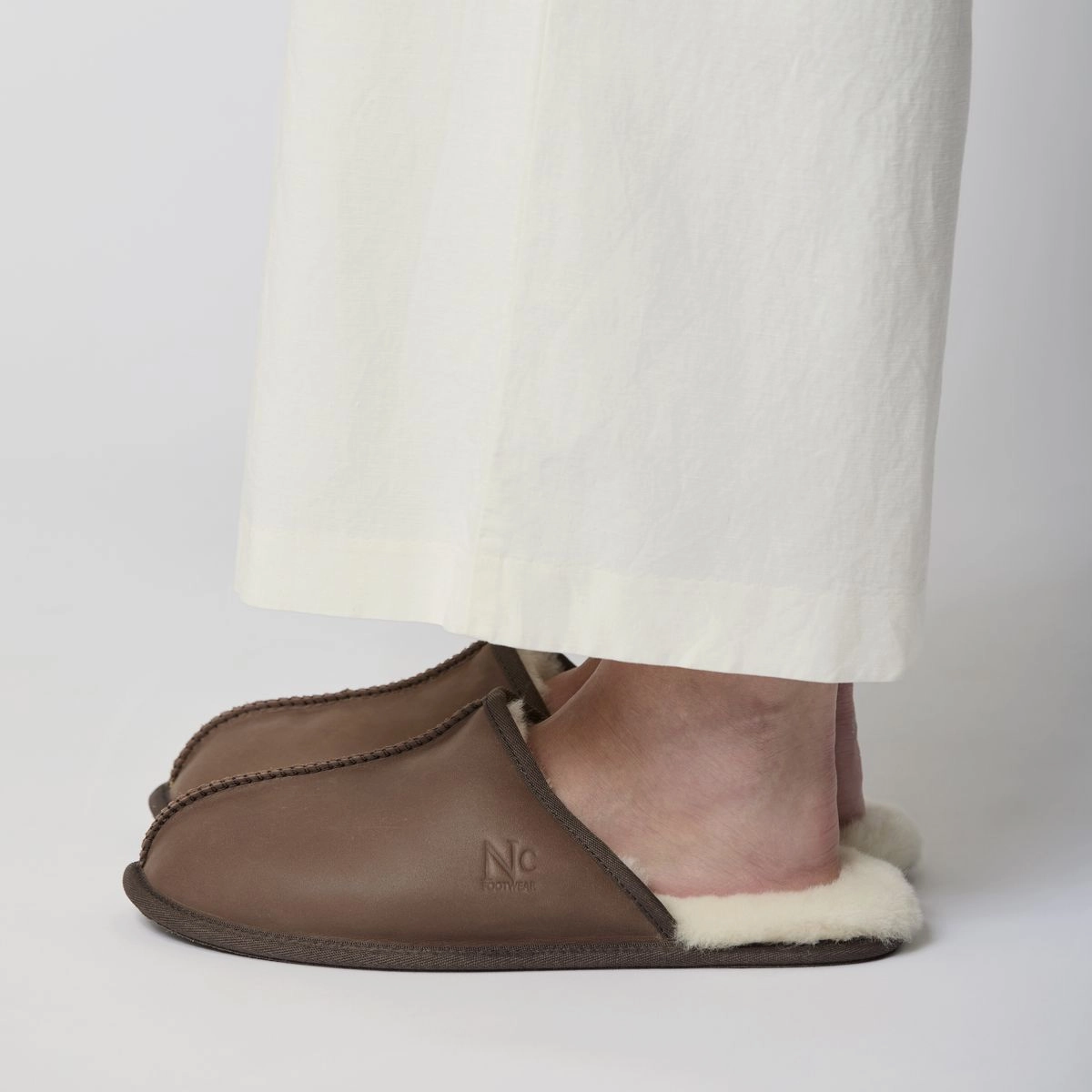 Pantoffeln fr Herren | Neuseeland | Gre 40-47 Holzschuh Pantoffeln Delfter Blau Mit Mühle Und Tulpen 700.010