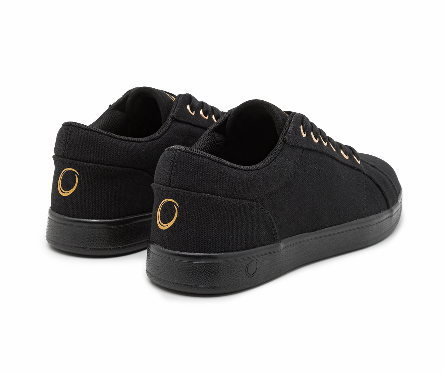 SMOVE Dance Sneaker in Schwarz mit Schwarzer Sohle Thermo Sneaker