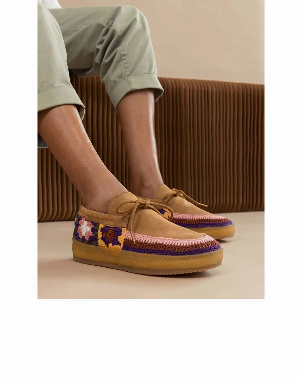 Laidback London Komo Crepe Saffron Suede Marokkanische Lederschuhe Schick