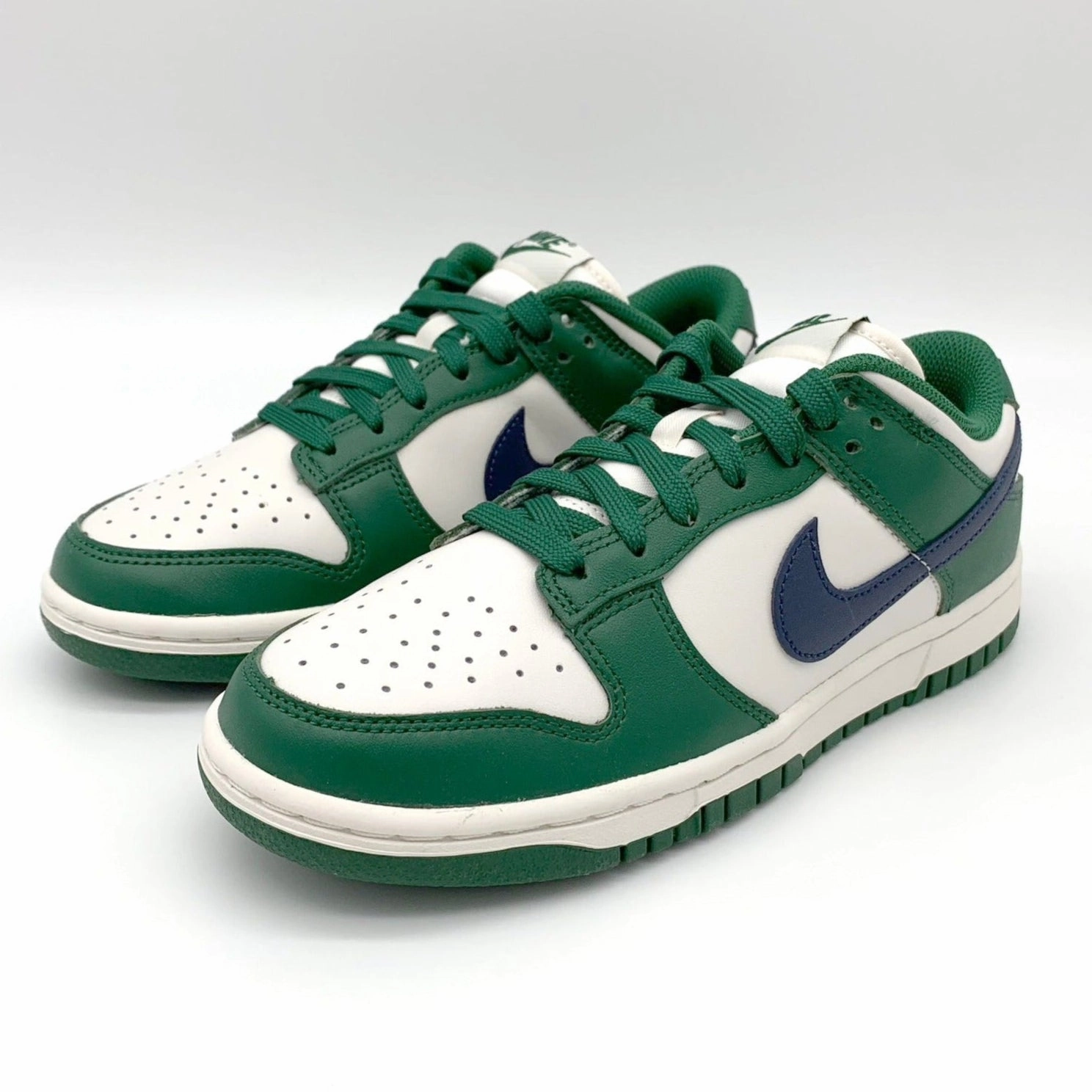 Nike Dunk Low Retro Gorge Green Midnight Navy Custom Sneaker