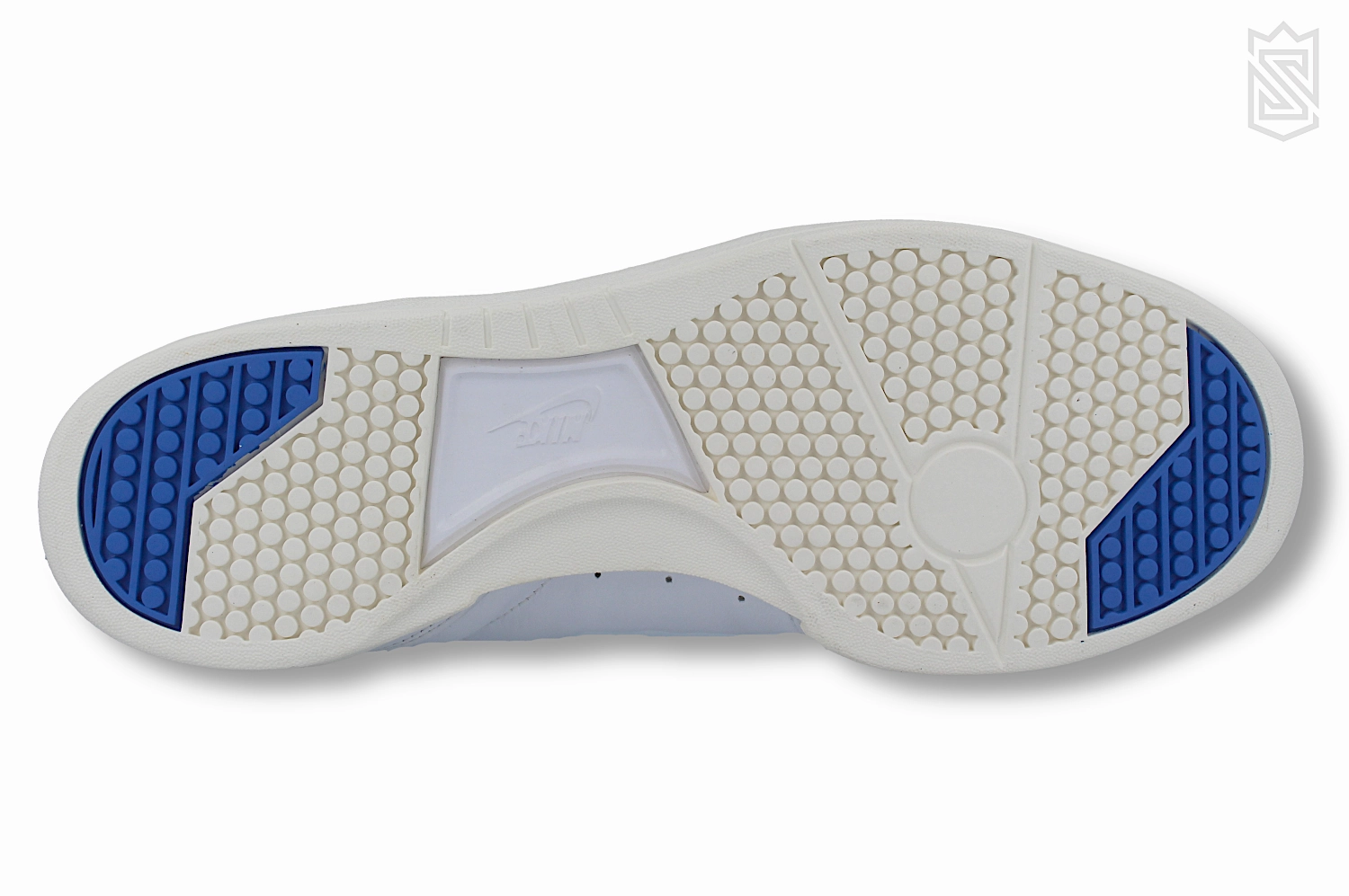 Definition Of Sneaker Grandstand II Pinnacle