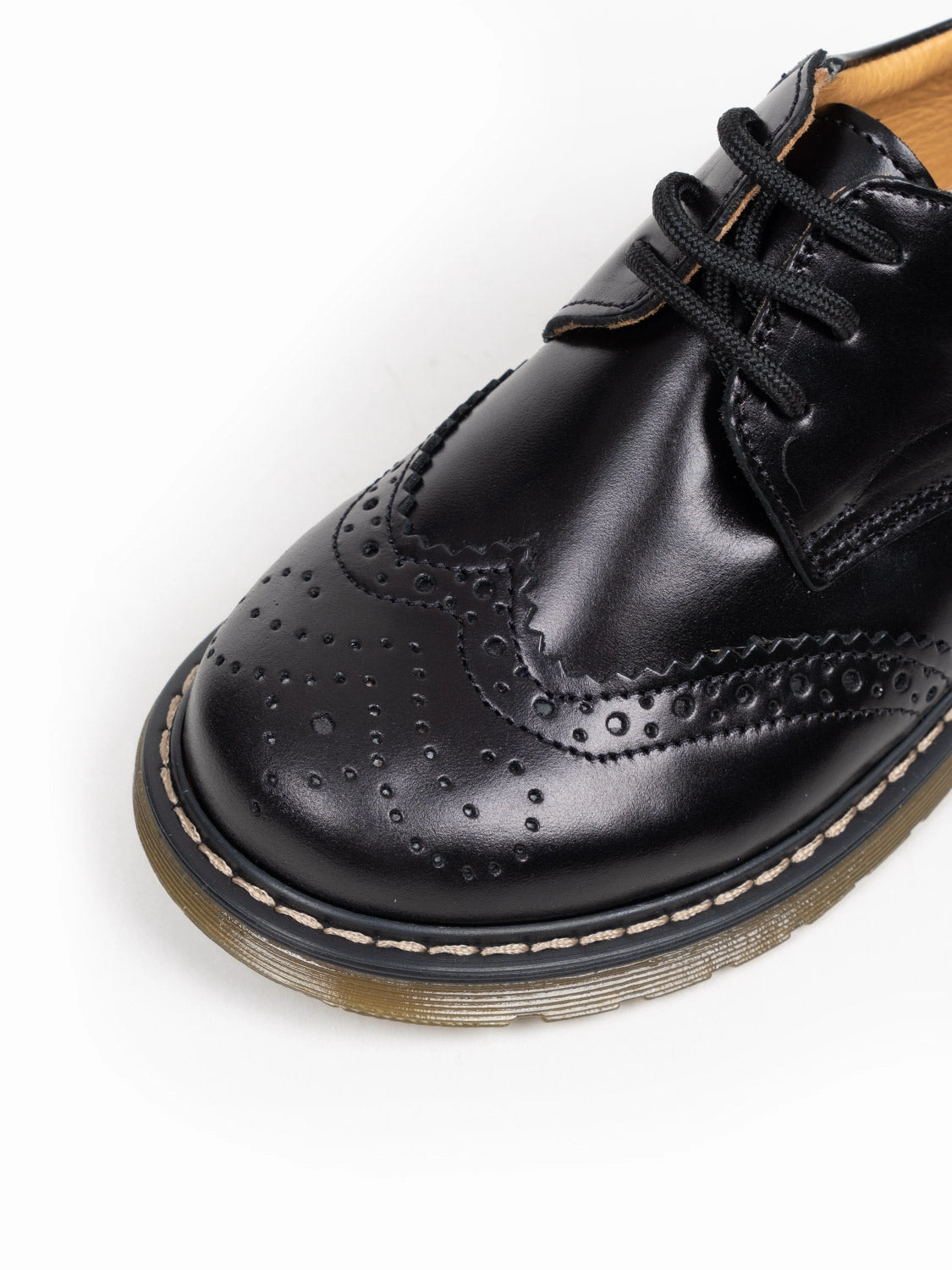 Nieten Strass Lederschuhe Halbschuhe aus Lackleder - Schwarz