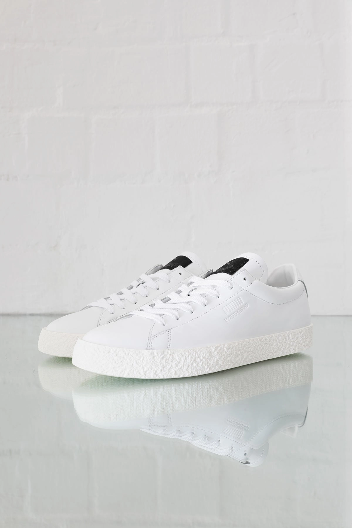 Weekend AC Milan Puma White Sneaker Unter Anzug