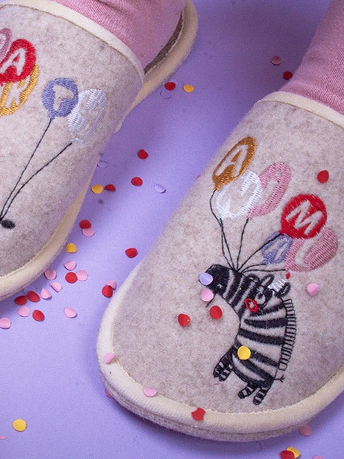 Pantoffeln Mit Herausnehmbaren Fussbett Filzpantoffeln grau "PARTYanimal"