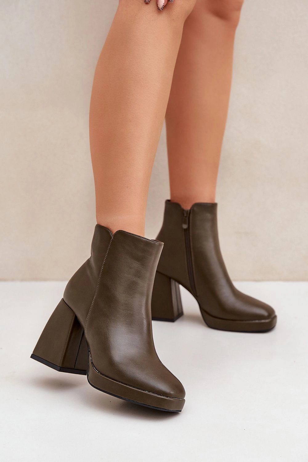 Heel boots model 204677 Step in style Chelsea Boots Heel