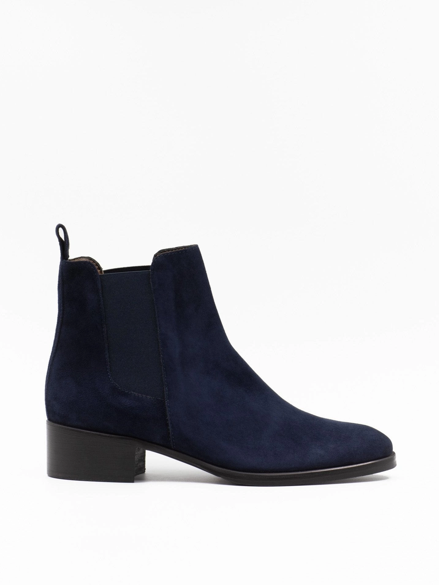 Heeled Chelsea boots in navy suede Chelsea Boots Height