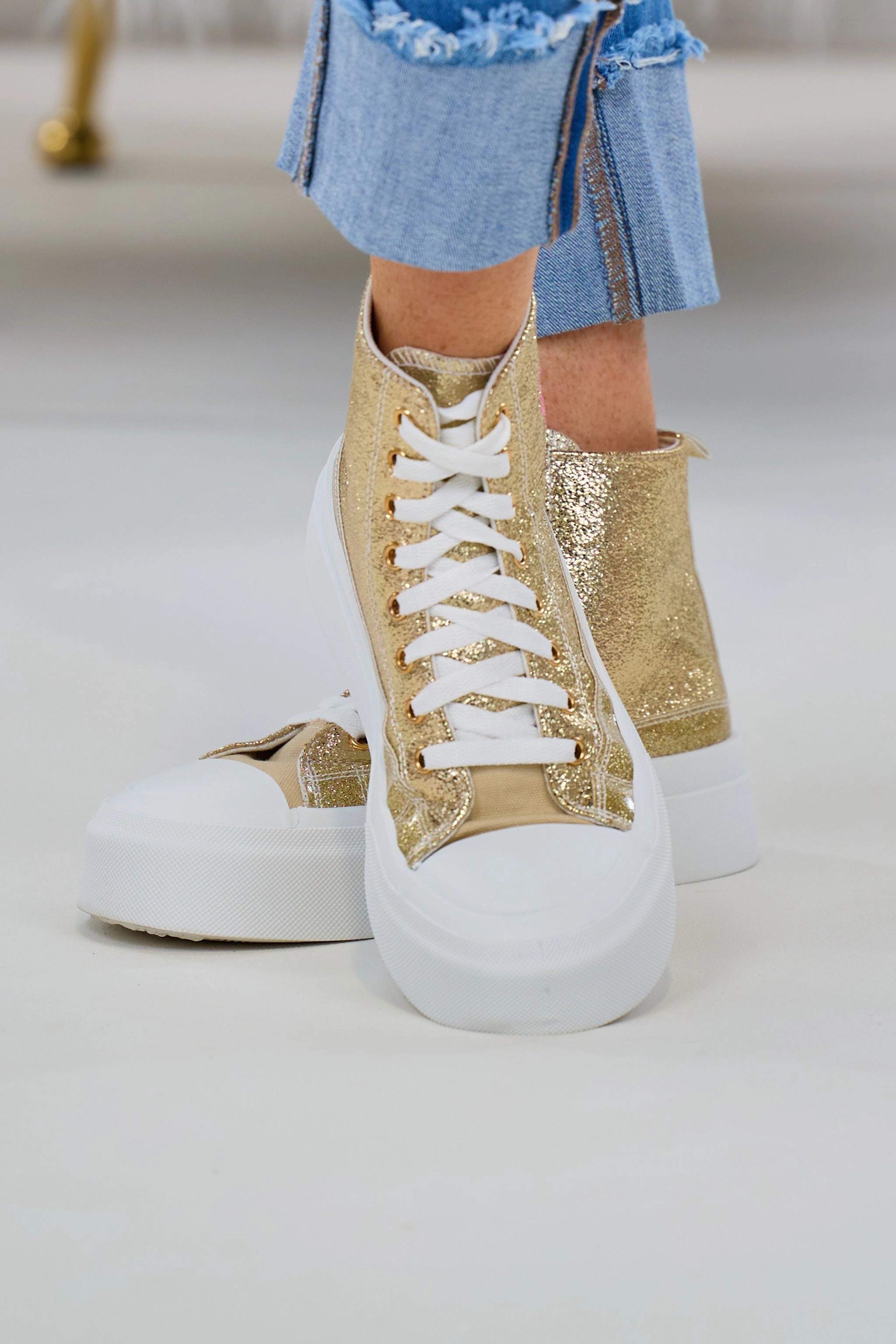 High Sneaker mit Plateausohle, gold Düsseldorf Sneaker