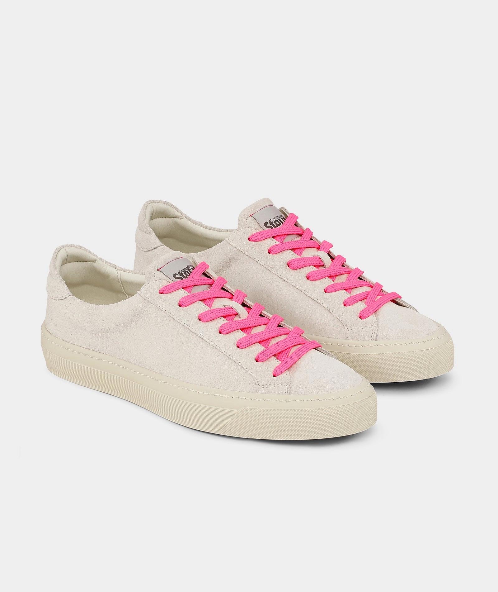 Kit - Storm X GP Off White Suede Sneaker Day 2024
