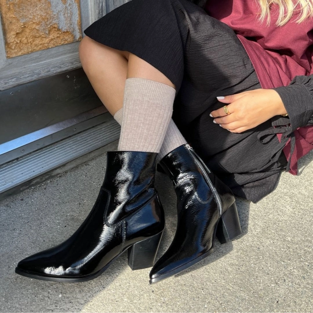 IT'S ALL ABOUT WALKING - PATENT - BLACK PATENT Zalando Stiefel Mit Absatz