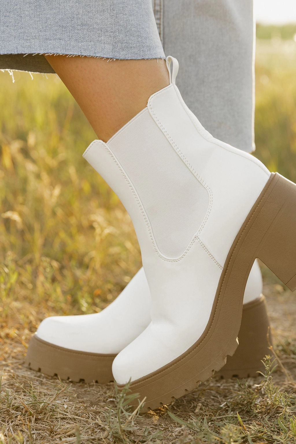 Wedge Sole Chelsea Boots Declan Boots-White