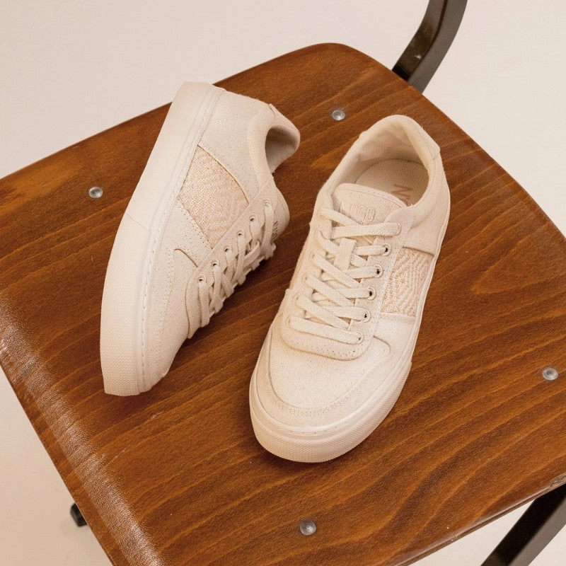 Mai Chau Canvas Beige und Pfirsich Orange Autry Sneaker Low