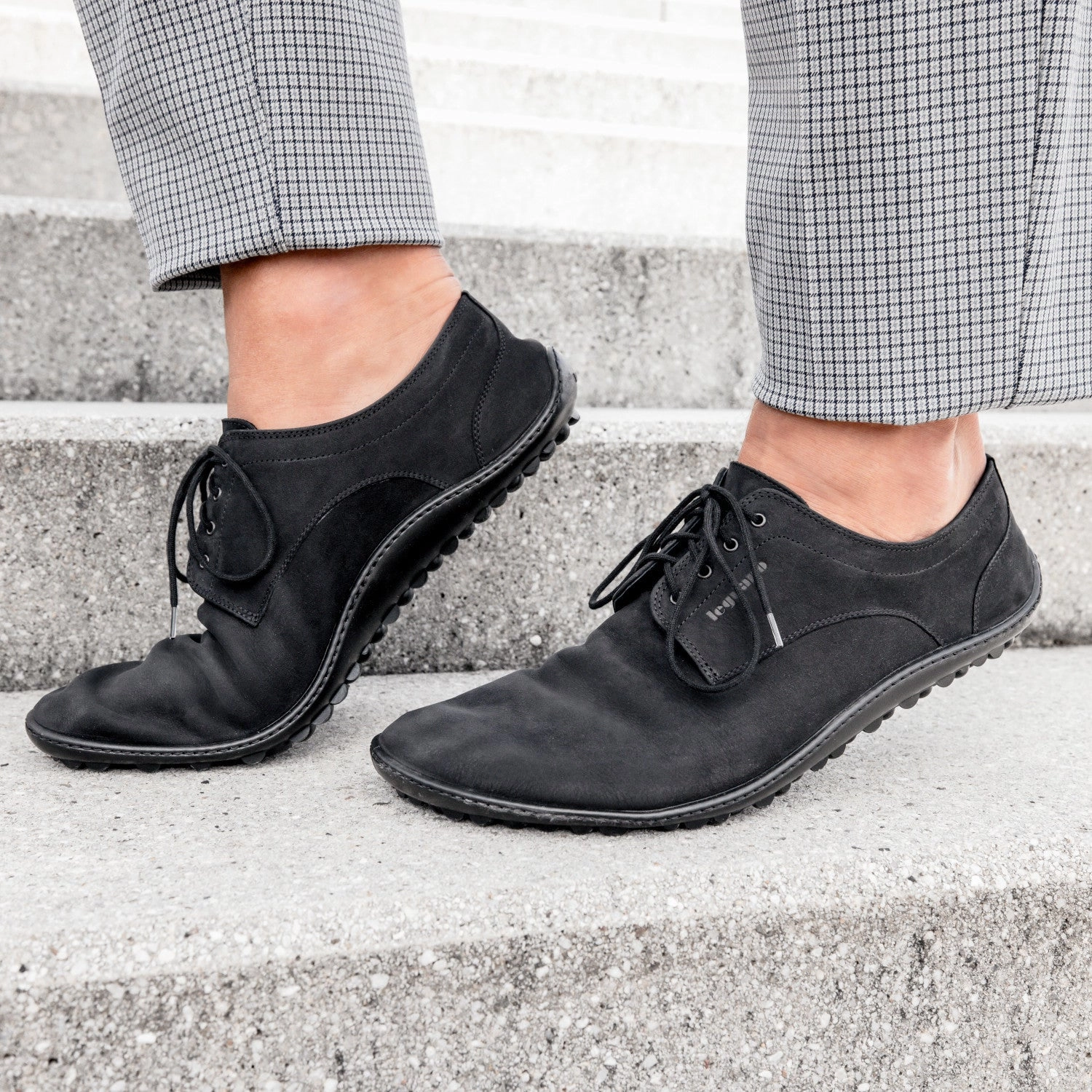 Lederschuhe Mittelnaht Leguano Dean - black