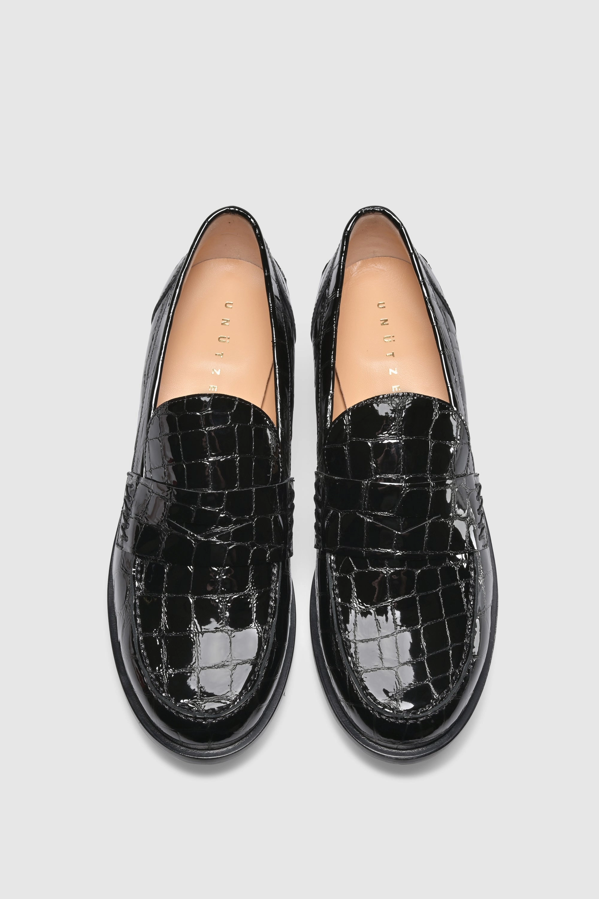 Loafer 9250 Cocco Stampato Vernice Black Loafers And Slip-ons