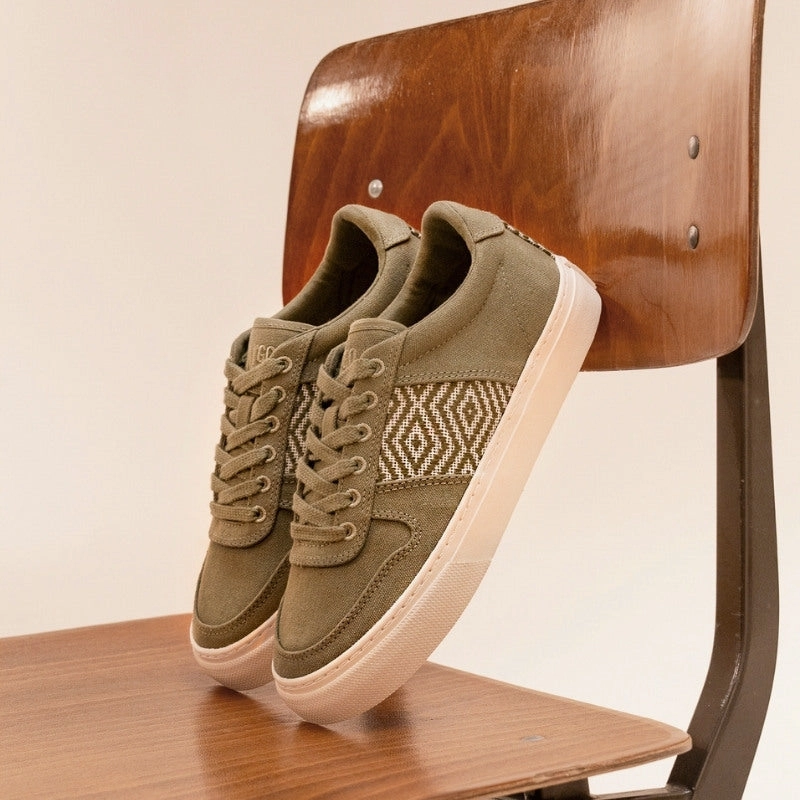 Mai Chau Canvas Zypressengrn Sneaker Mit Erhöhter Sohle