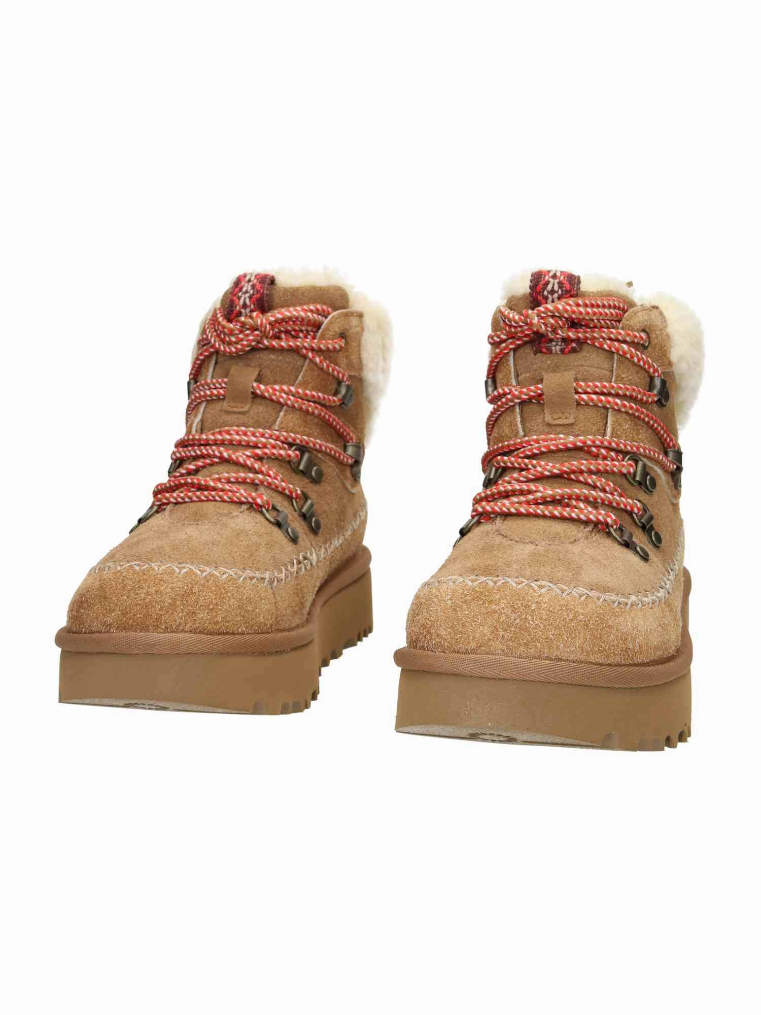 W Classic Alpine Lace-Up chestnut Stiefel Zu Rock