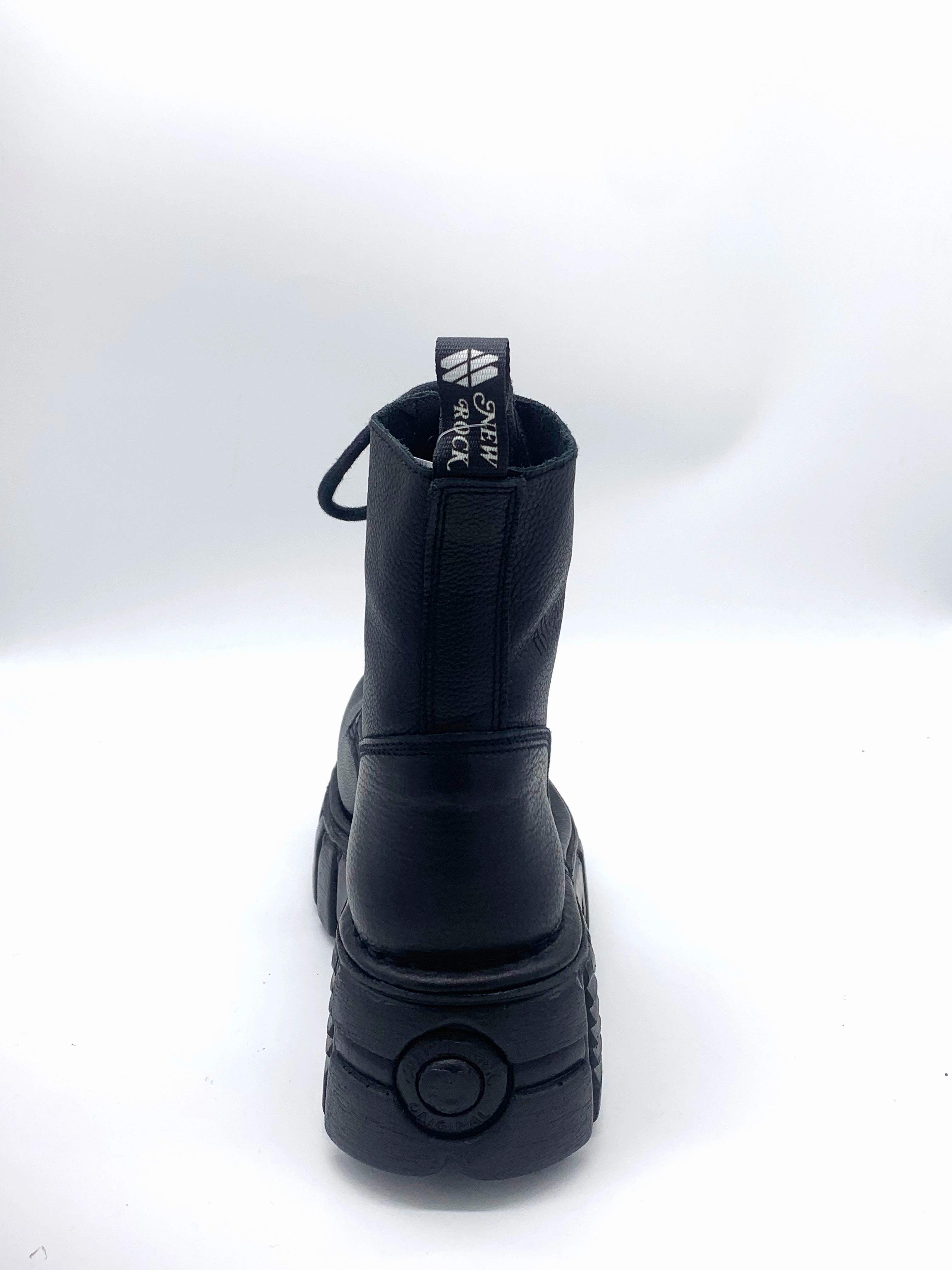 Stiefel Salomon New Rock Boots Stiefel Echtleder 8 Loch mit Plateu Absatz (weiches, feinnarbiges Leder)