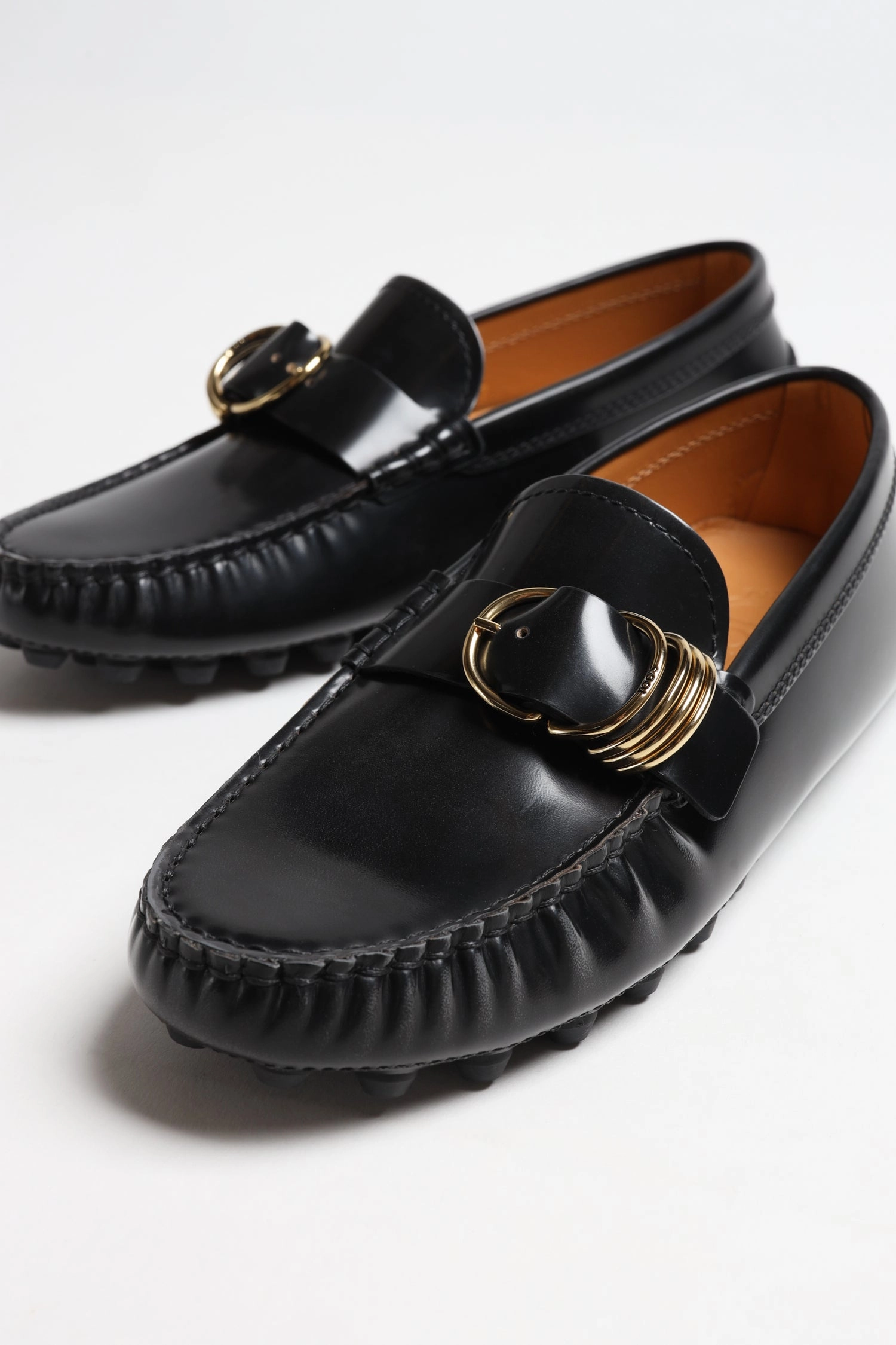 Mokassins Gommino in Grafite Lederschuhe Pflege Vor Dem Ersten Tragen