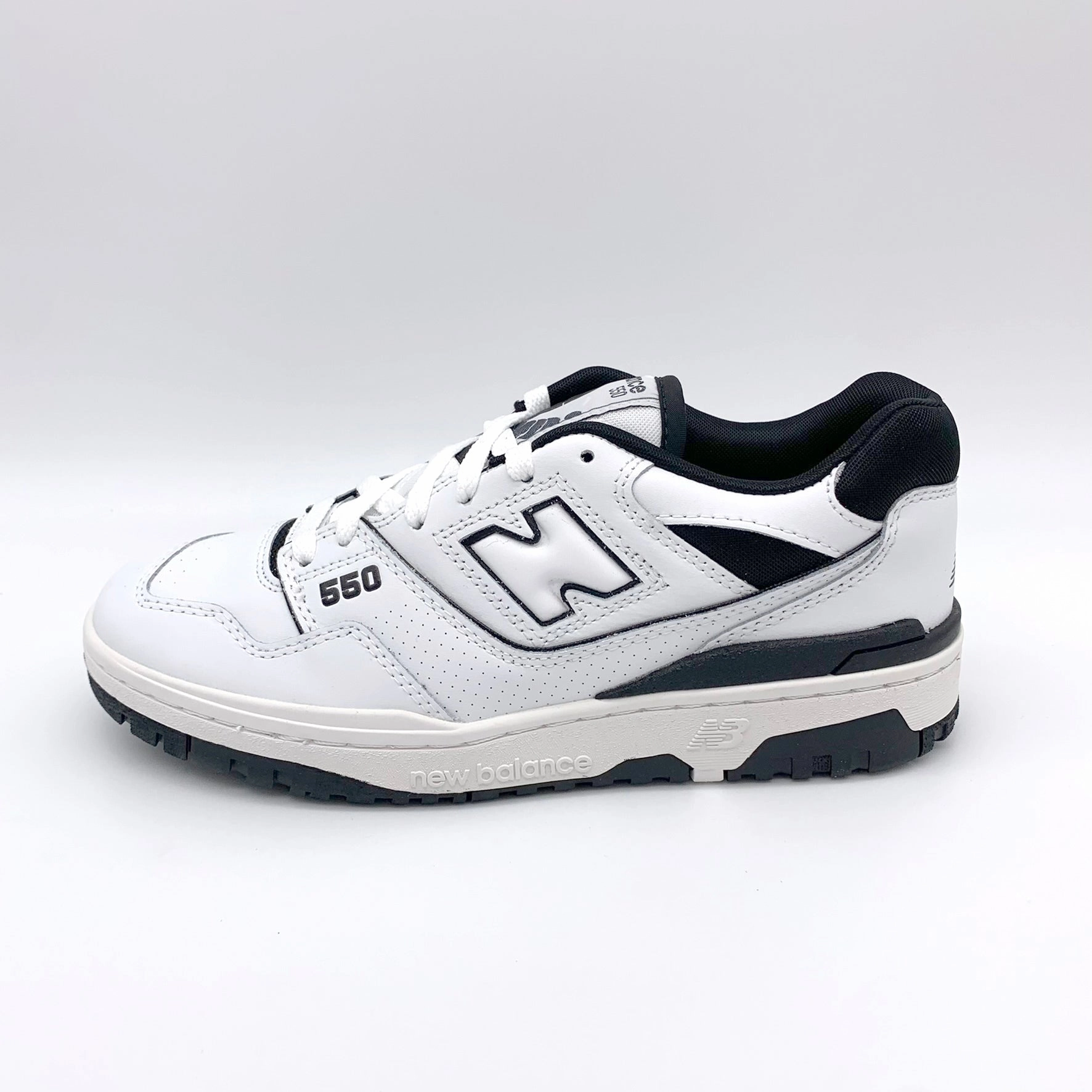 Basketball Players With Own Shoes New Balance 550 White Black