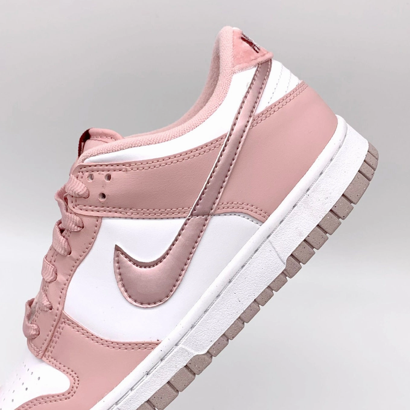 Nike Dunk Low Pink Velvet Caprice Schuhe Sneaker