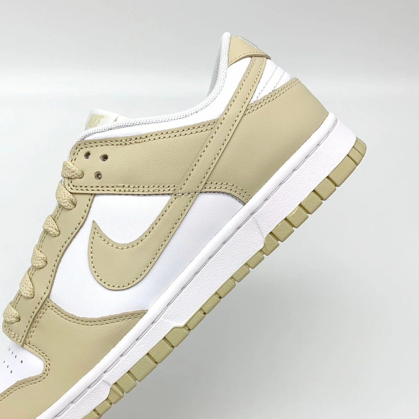 Nike Dunk Low Team Gold Autry Plateau Sneaker