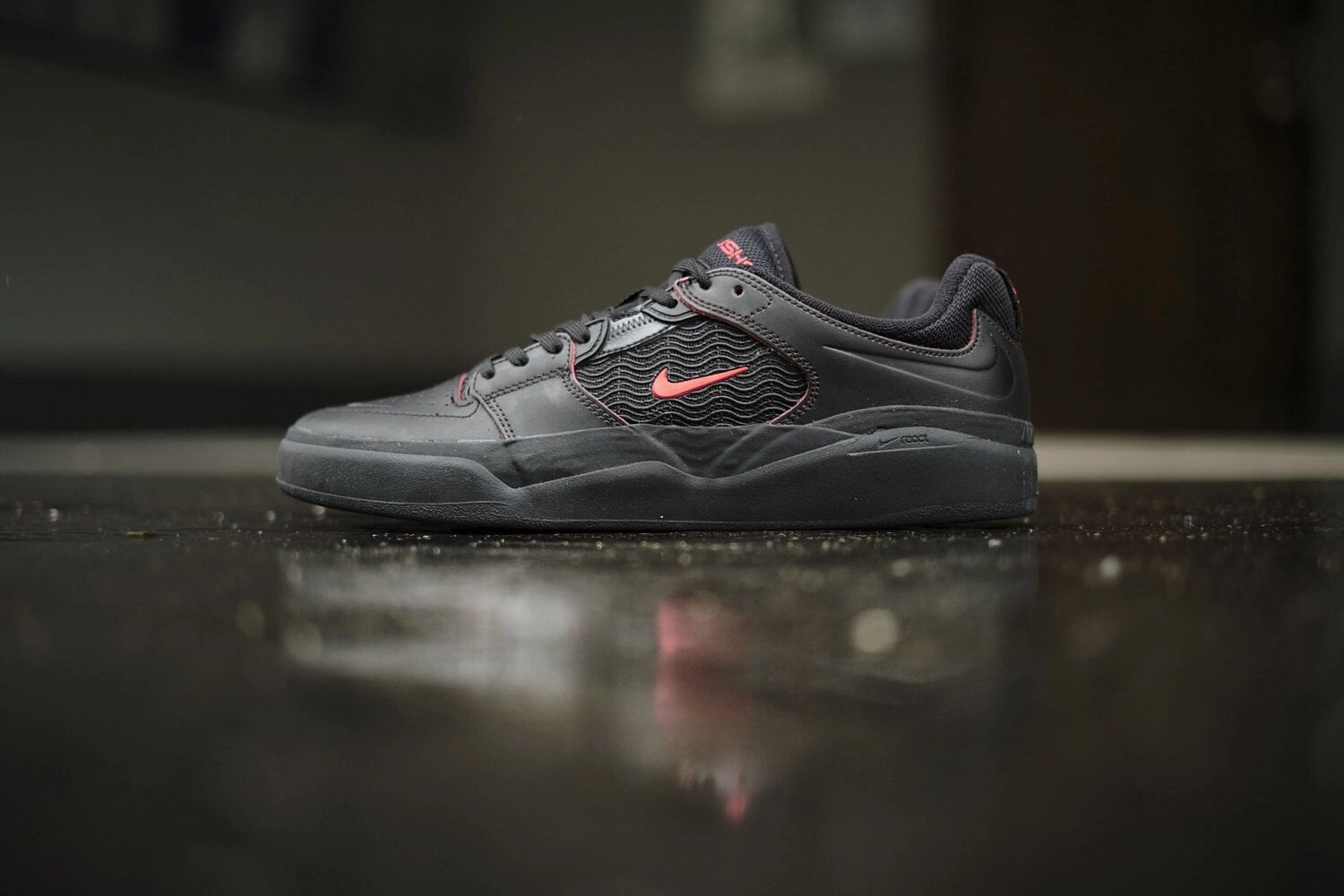 Basketball Shoes. Nike SB Ishod Wair PRM Skate Schuhe Herren