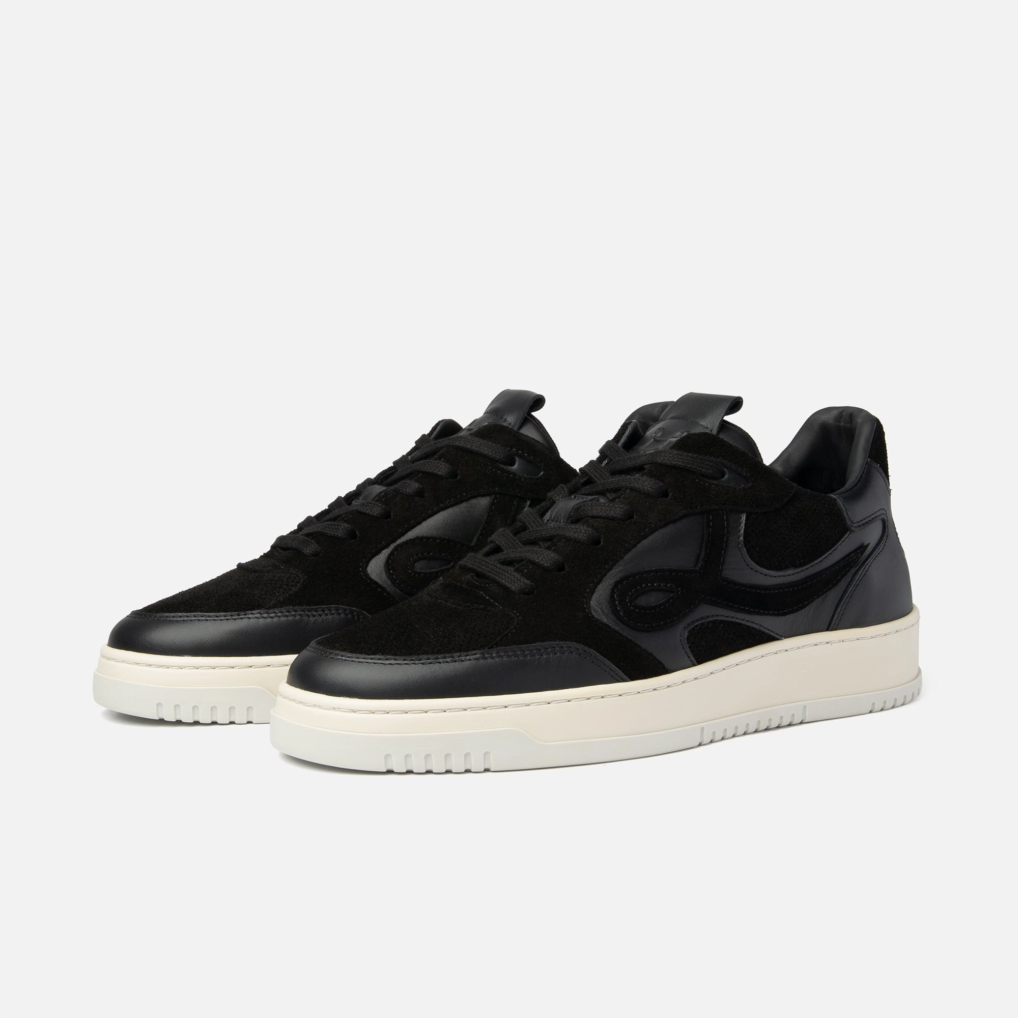 PRE ORDER - Low Top - Rivo - Black Sneaker Pumps